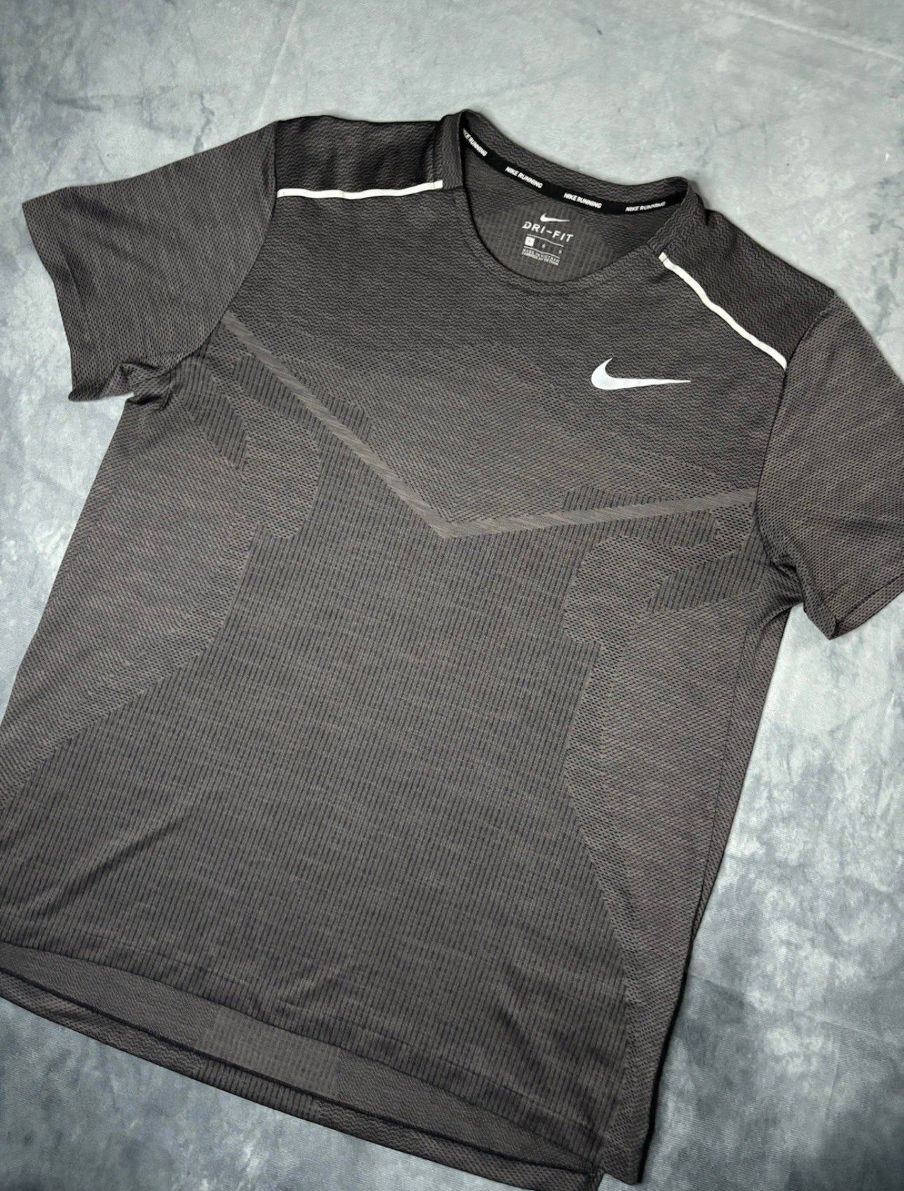 Nike Dri-Fit TechKnit Ultra Tshirt (L)