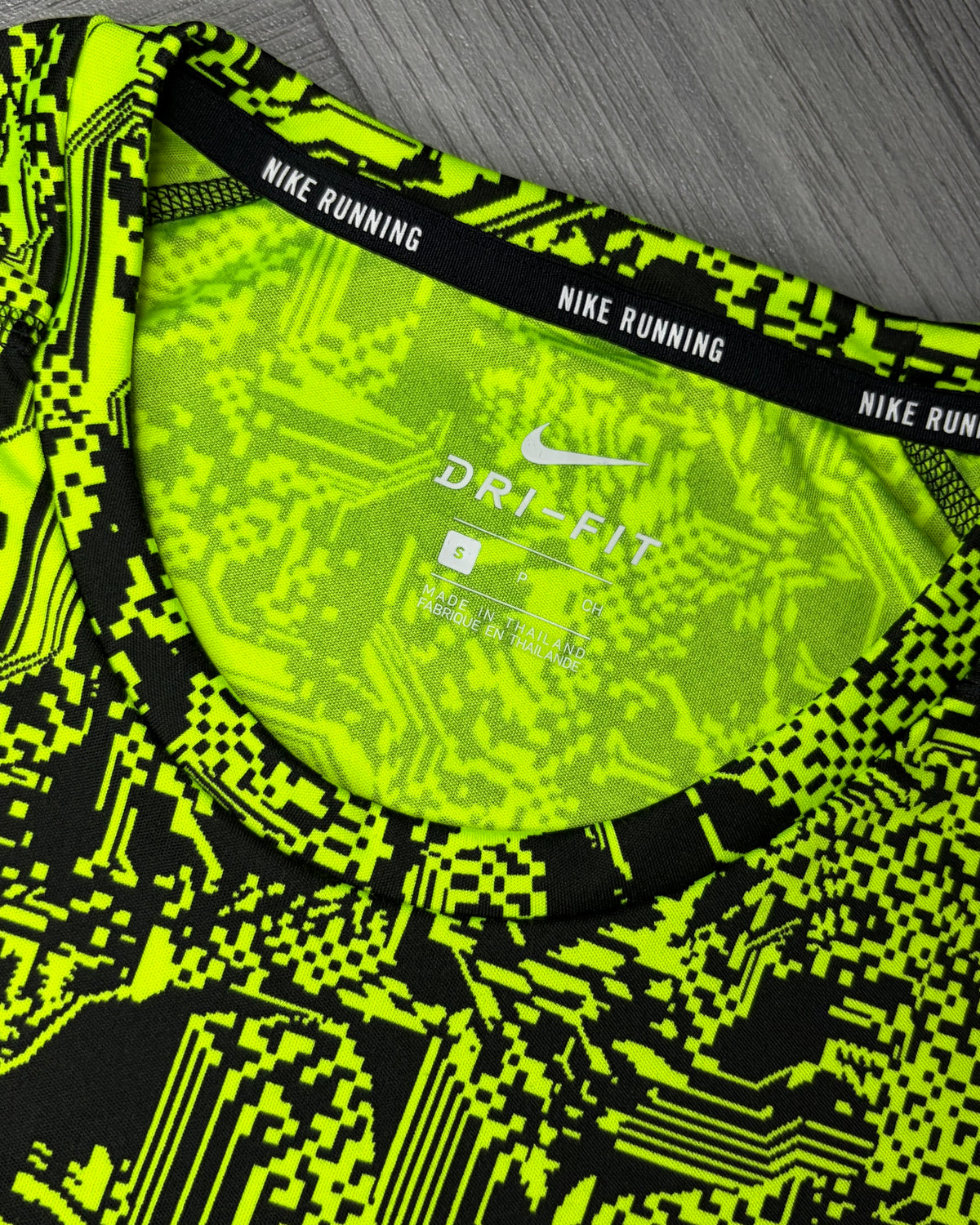 Nike Dri-Fit Digital Miler Tshirt (S)