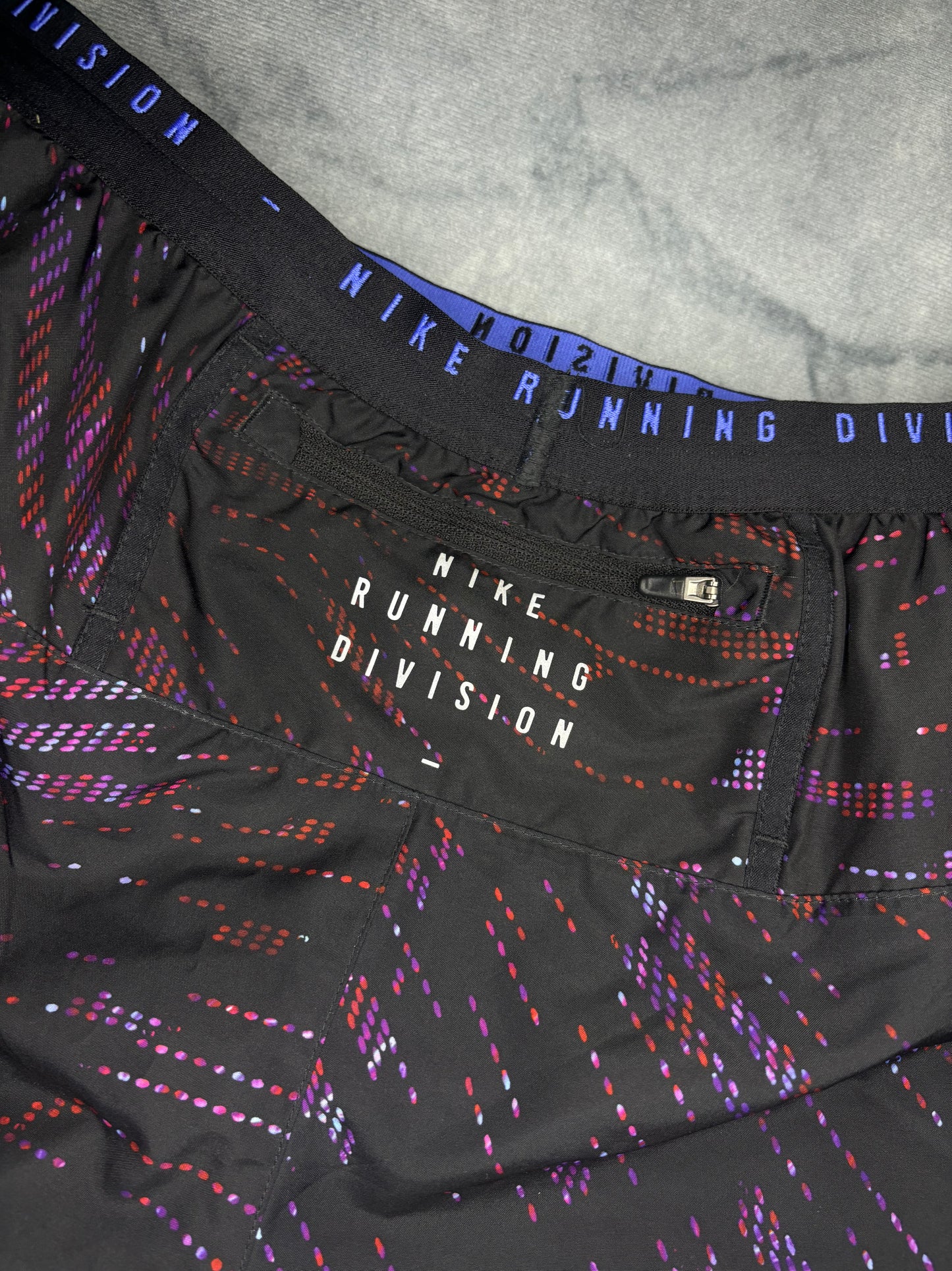 Nike Running Division Shorts (S)