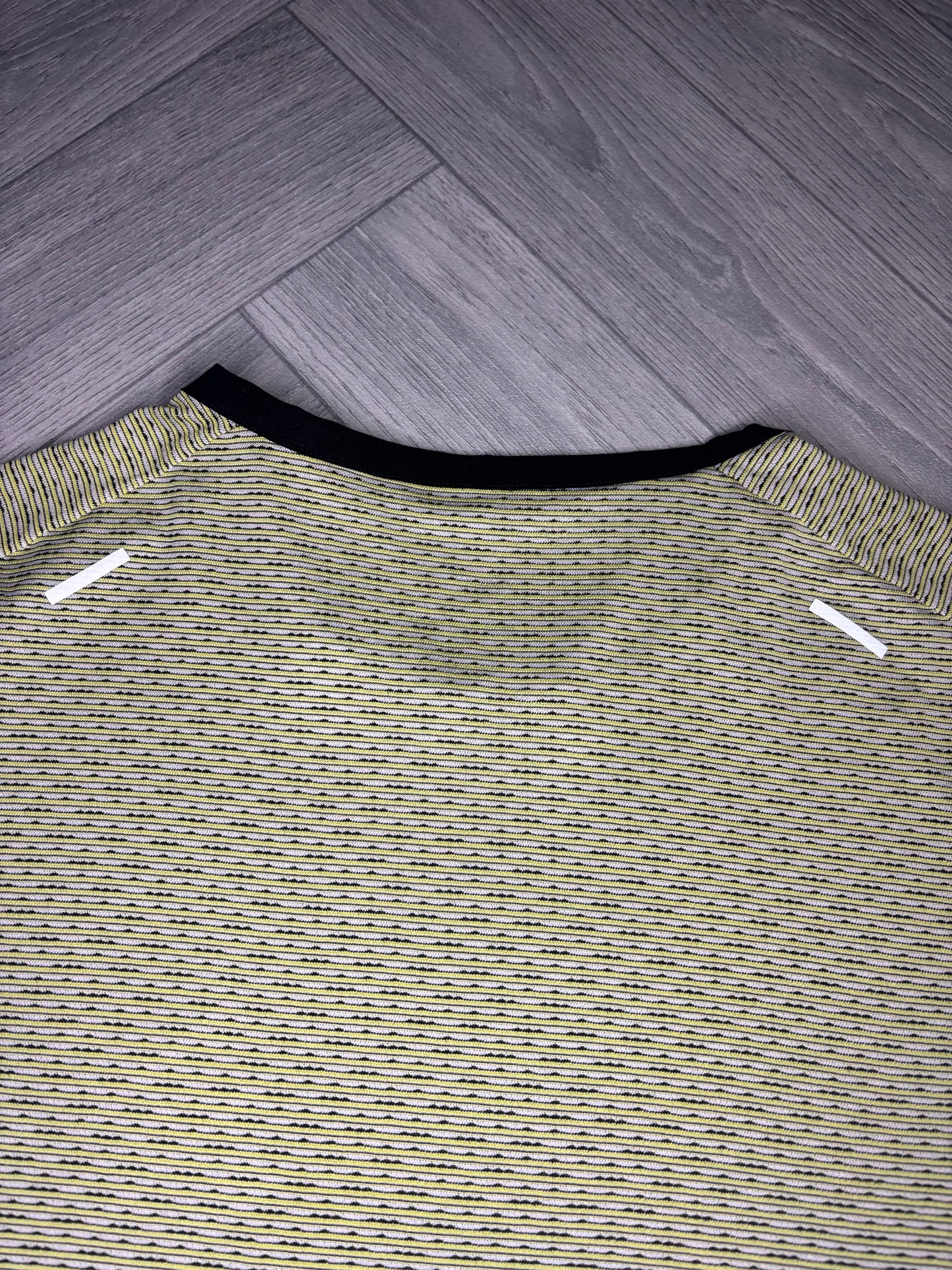 Nike Run Division ADV TechKnit Tshirt (M)