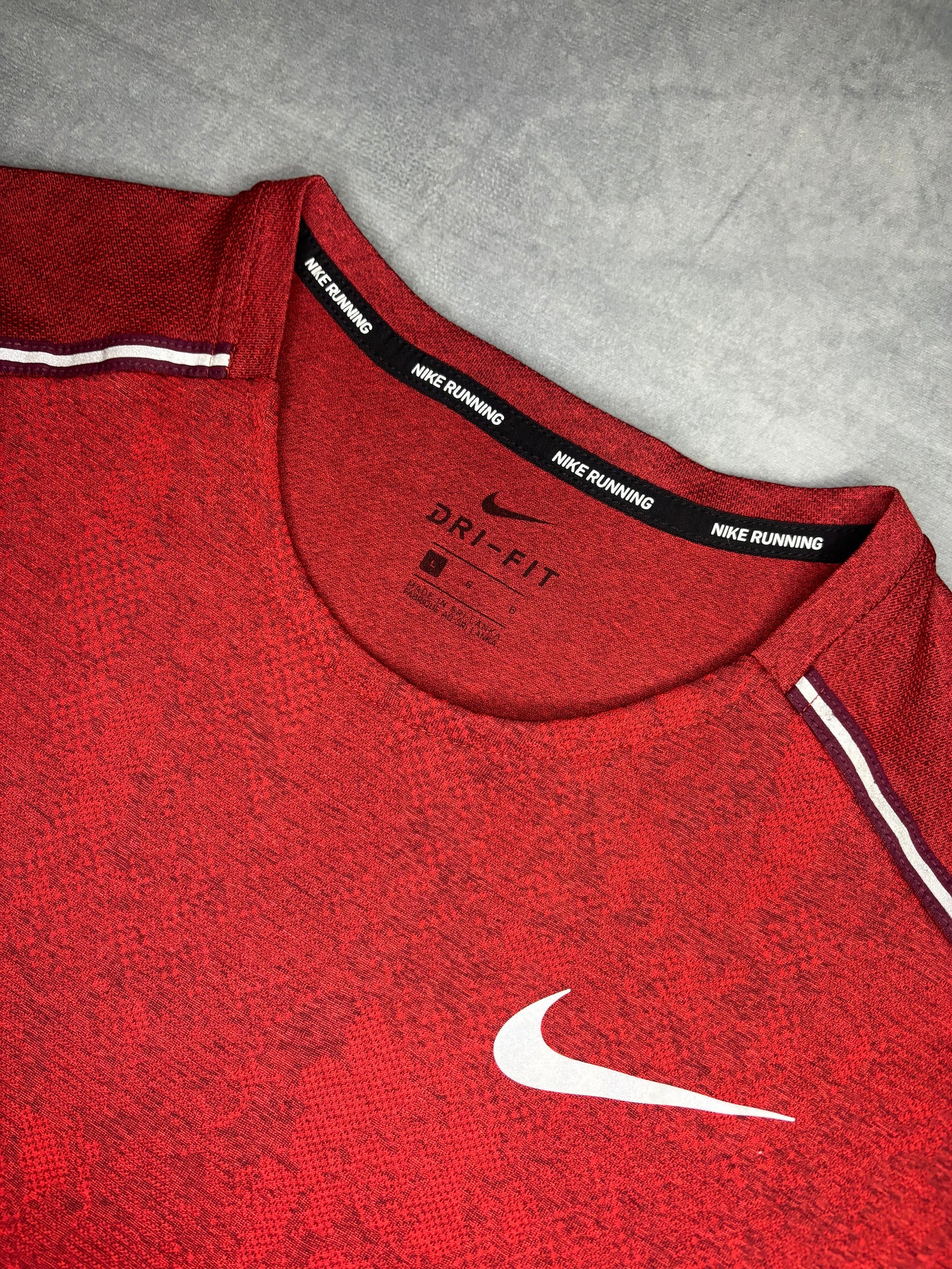 Nike Dri-Fit Miler 1.0 Tshirt (L)