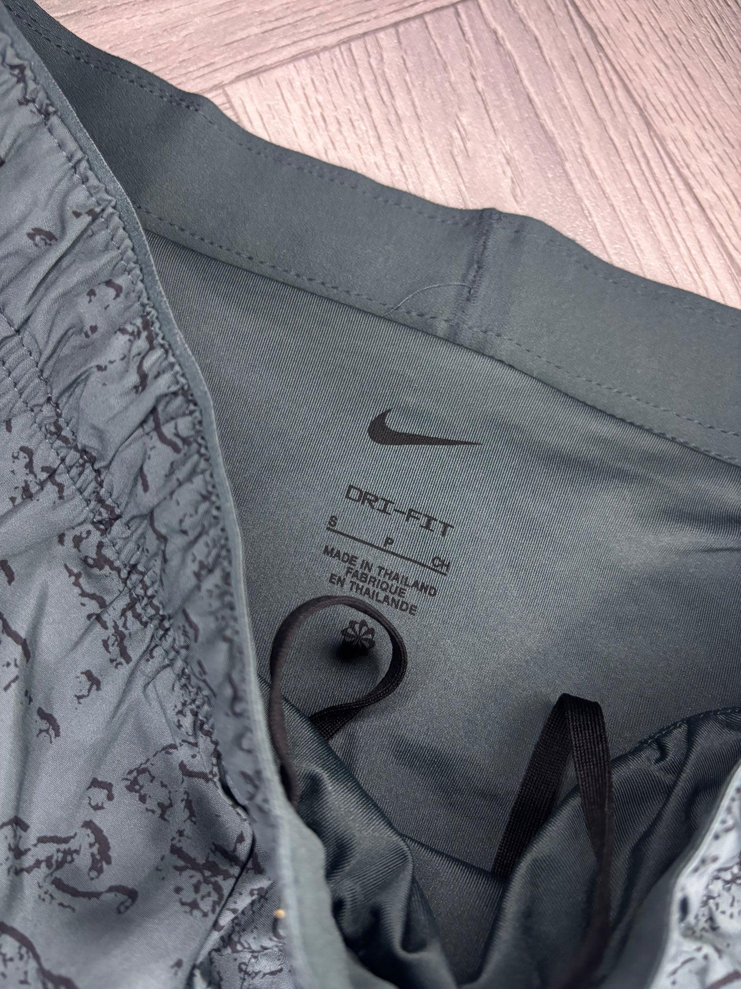 Nike Run Division Challenger Shorts (S)