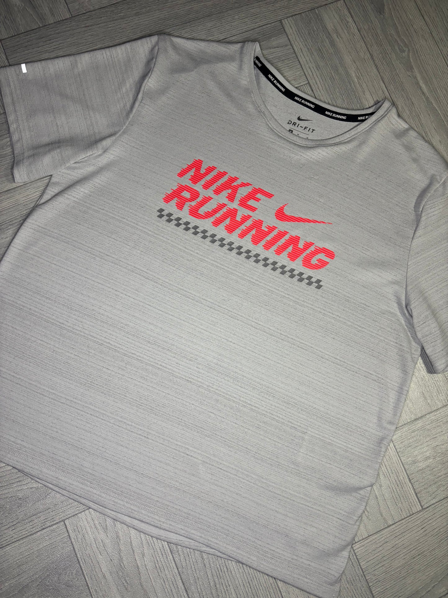 Nike Dri-Fit Miler 2.0 Running Tshirt (M)