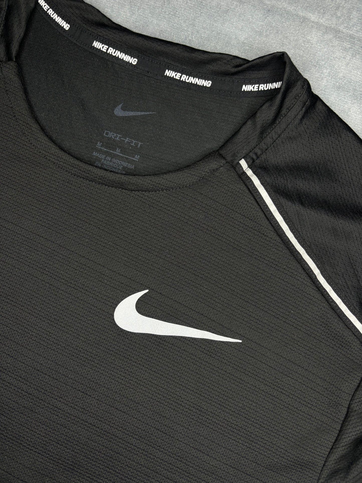Nike Dri-Fit Miler 1.0 Tshirt (M)