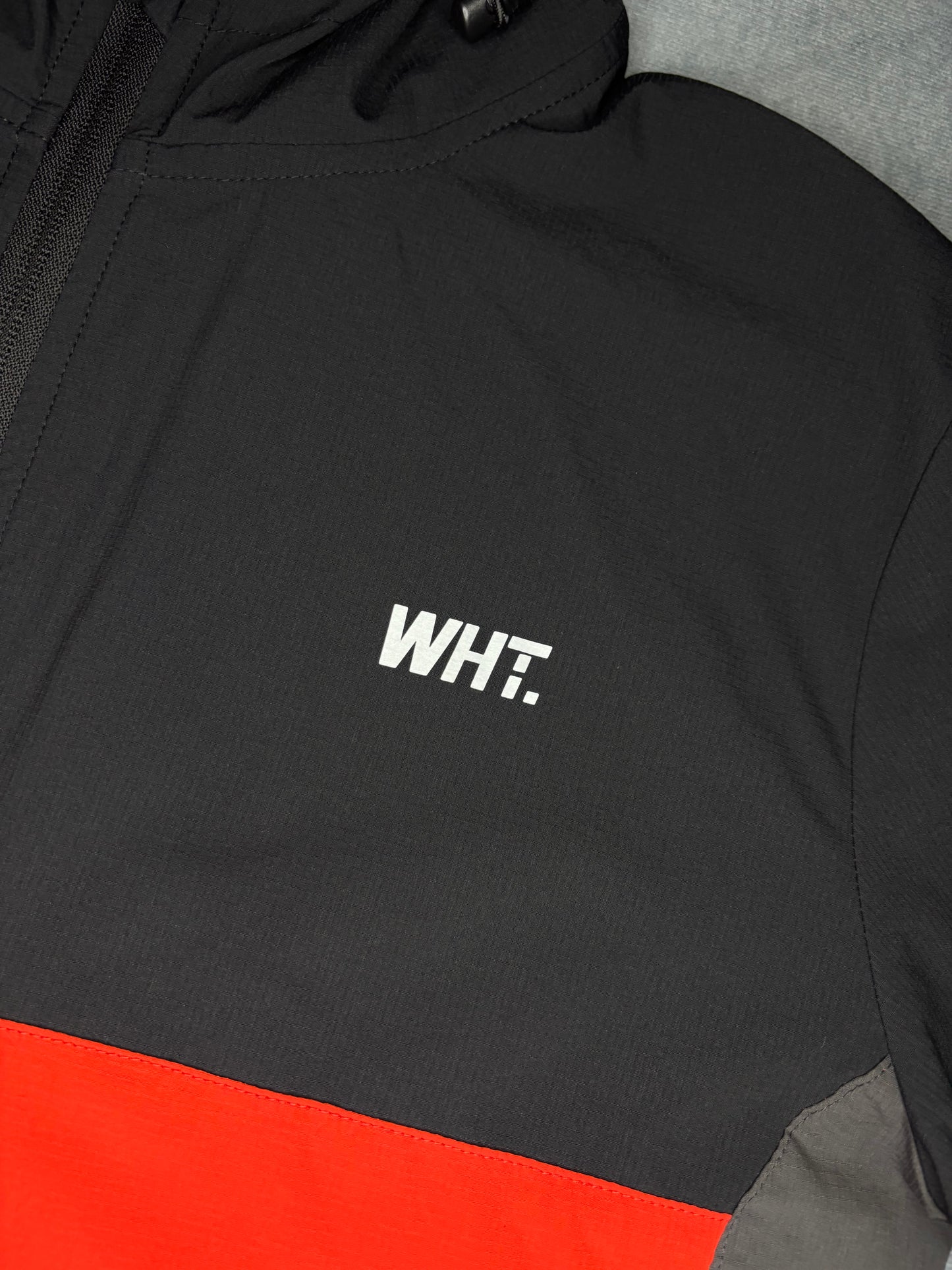 White Threads V8 Windbreaker (S)