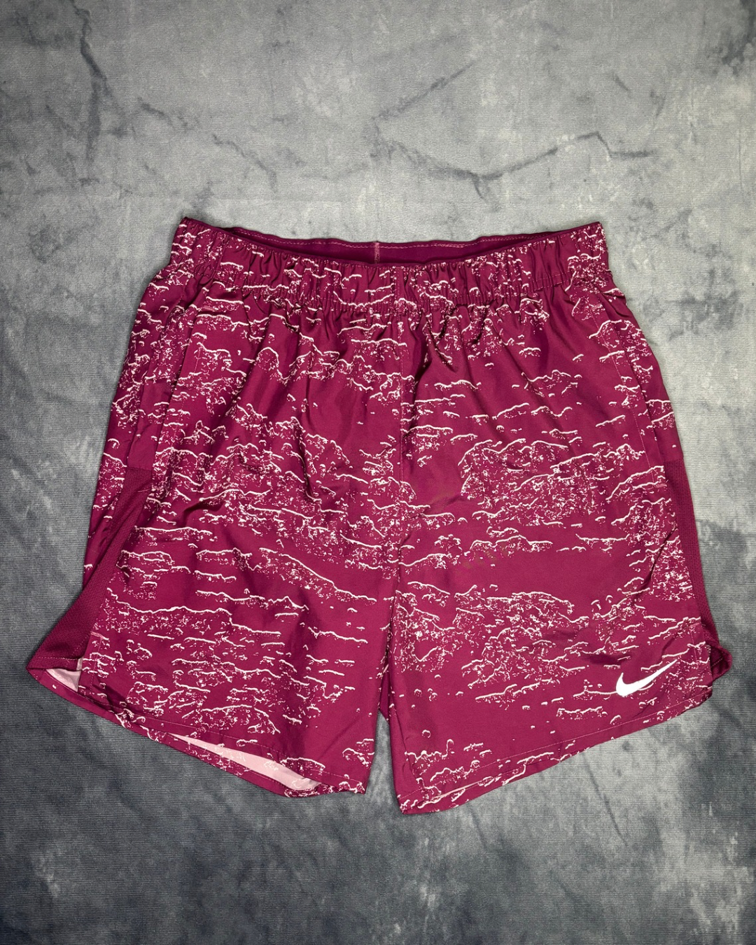Nike Run Division Challenger Shorts (S)