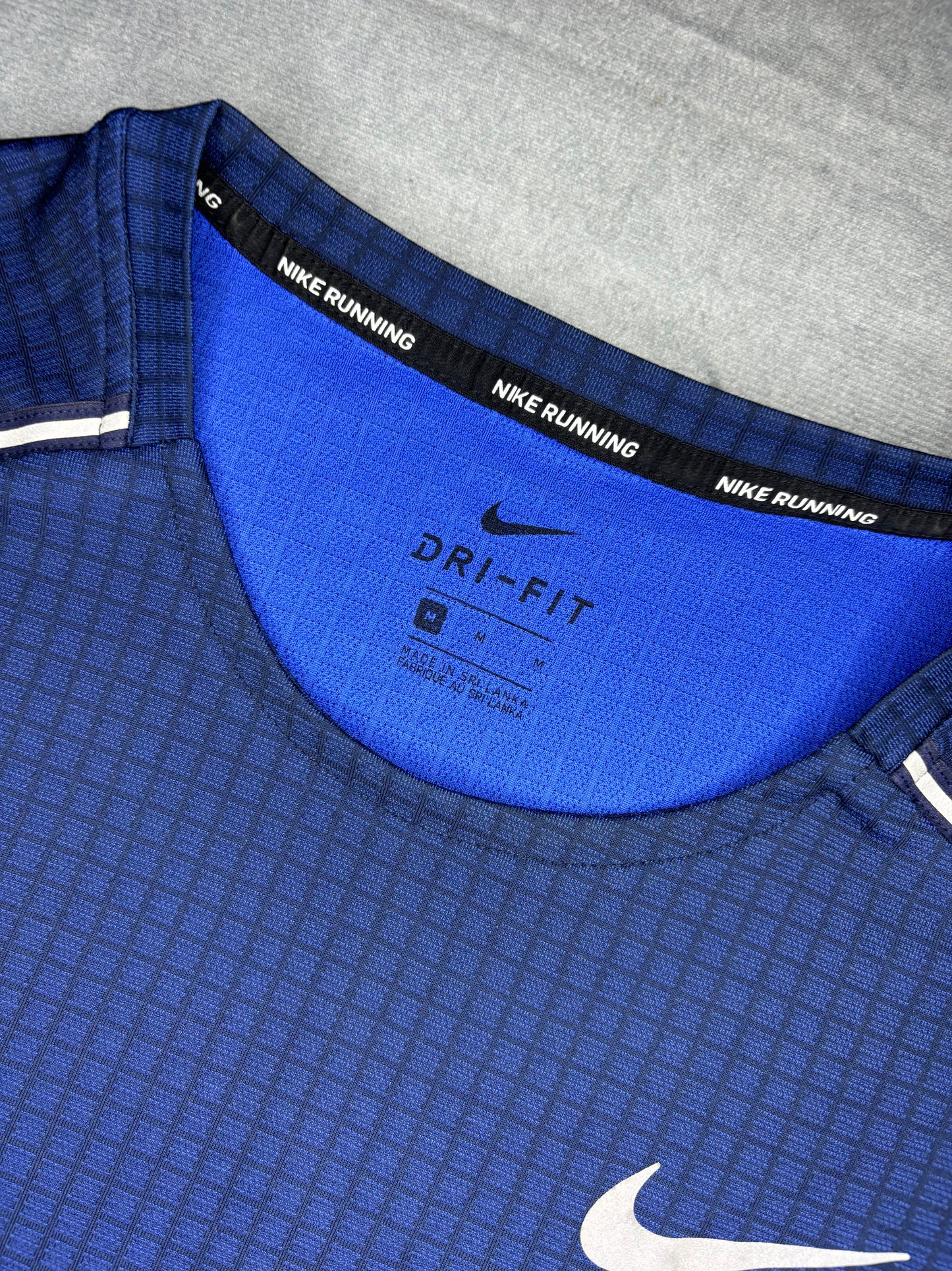 Nike Dri-Fit Miler 1.0 T-shirt (M)