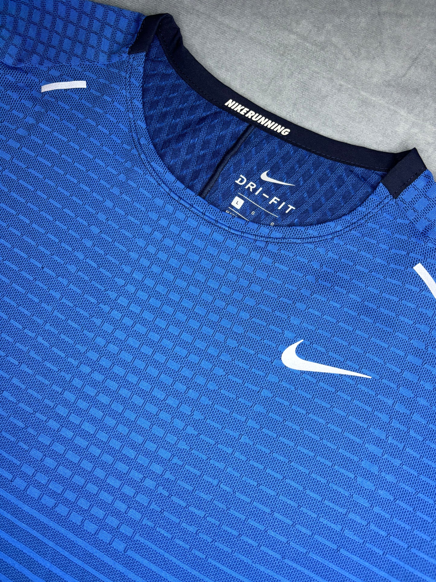 Nike Dri-Fit TechKnit Ultra Tshirt (L)