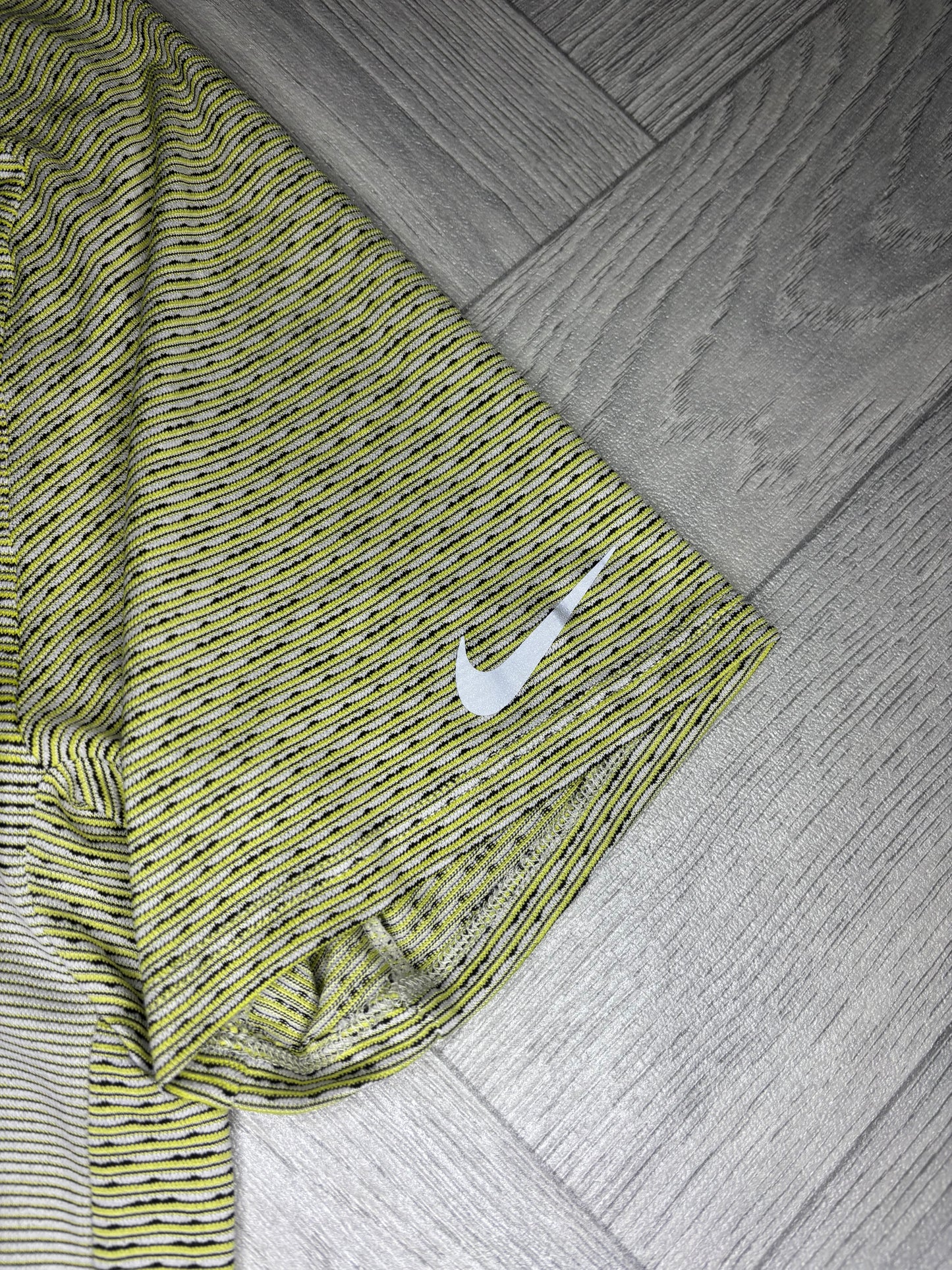 Nike Run Division ADV TechKnit Tshirt (M)
