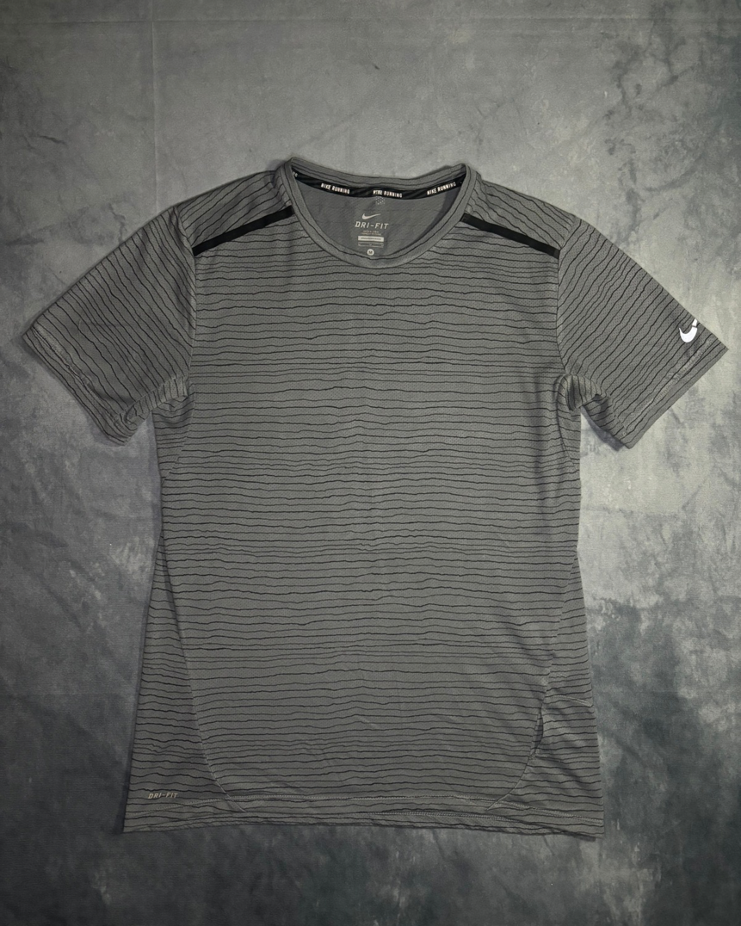 Nike Dri-Fit TailWind Tshirt (M)