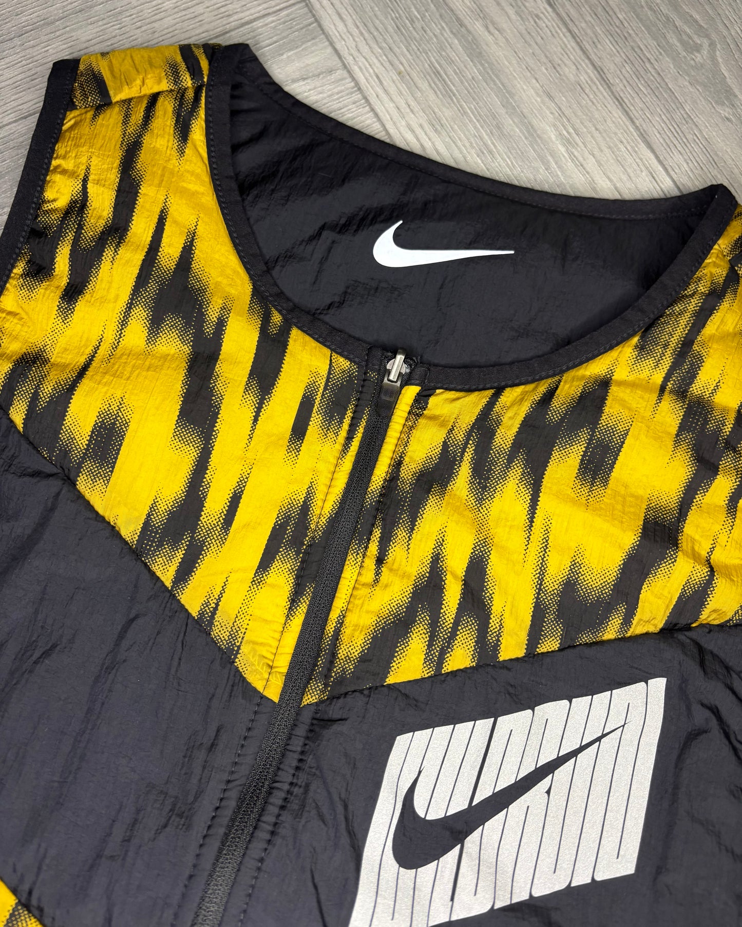 Nike AeroLayer Wild Run Reversible Gilet (M)
