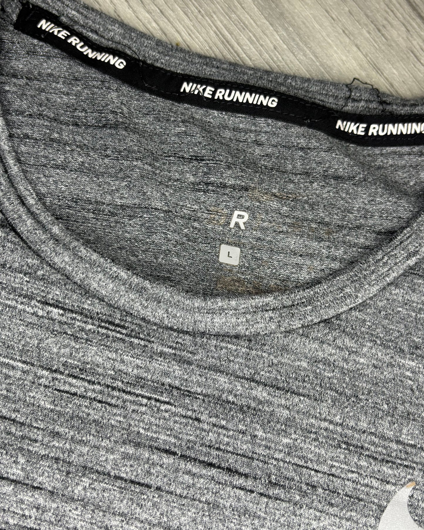 Nike Essential Miler Running Tshirt (L)