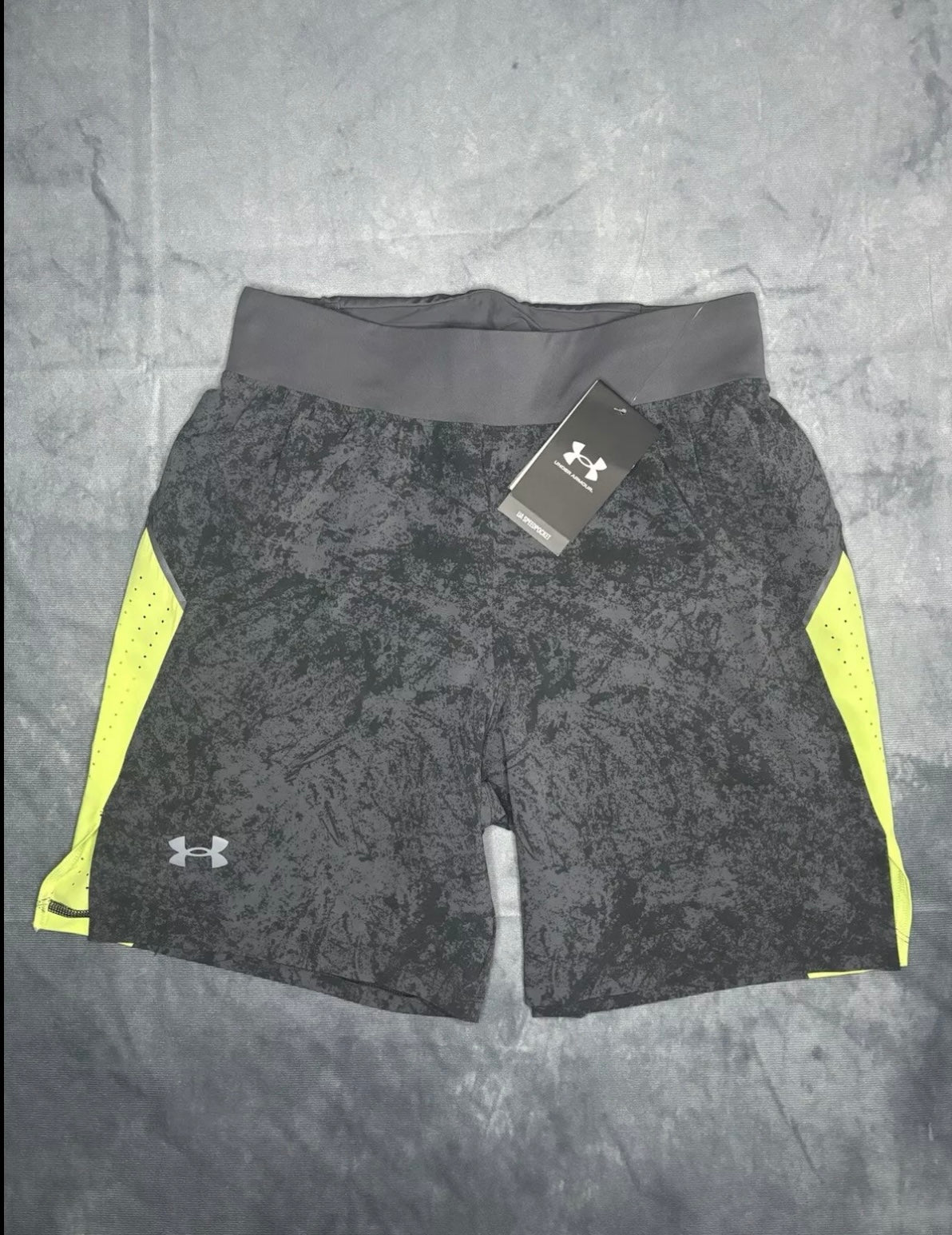 Under Armour Launch Pro 7” Shorts (S)