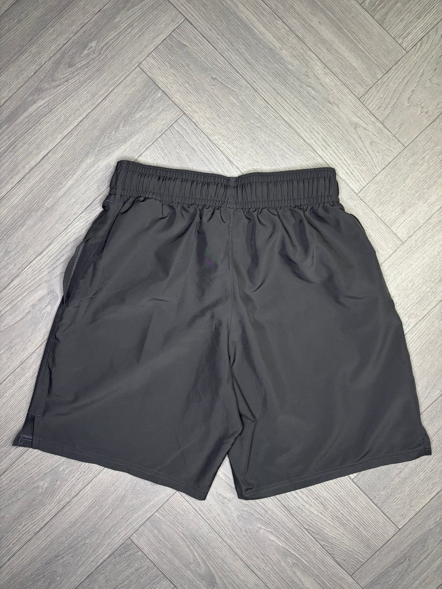 Under Armour Woven Shorts (S)
