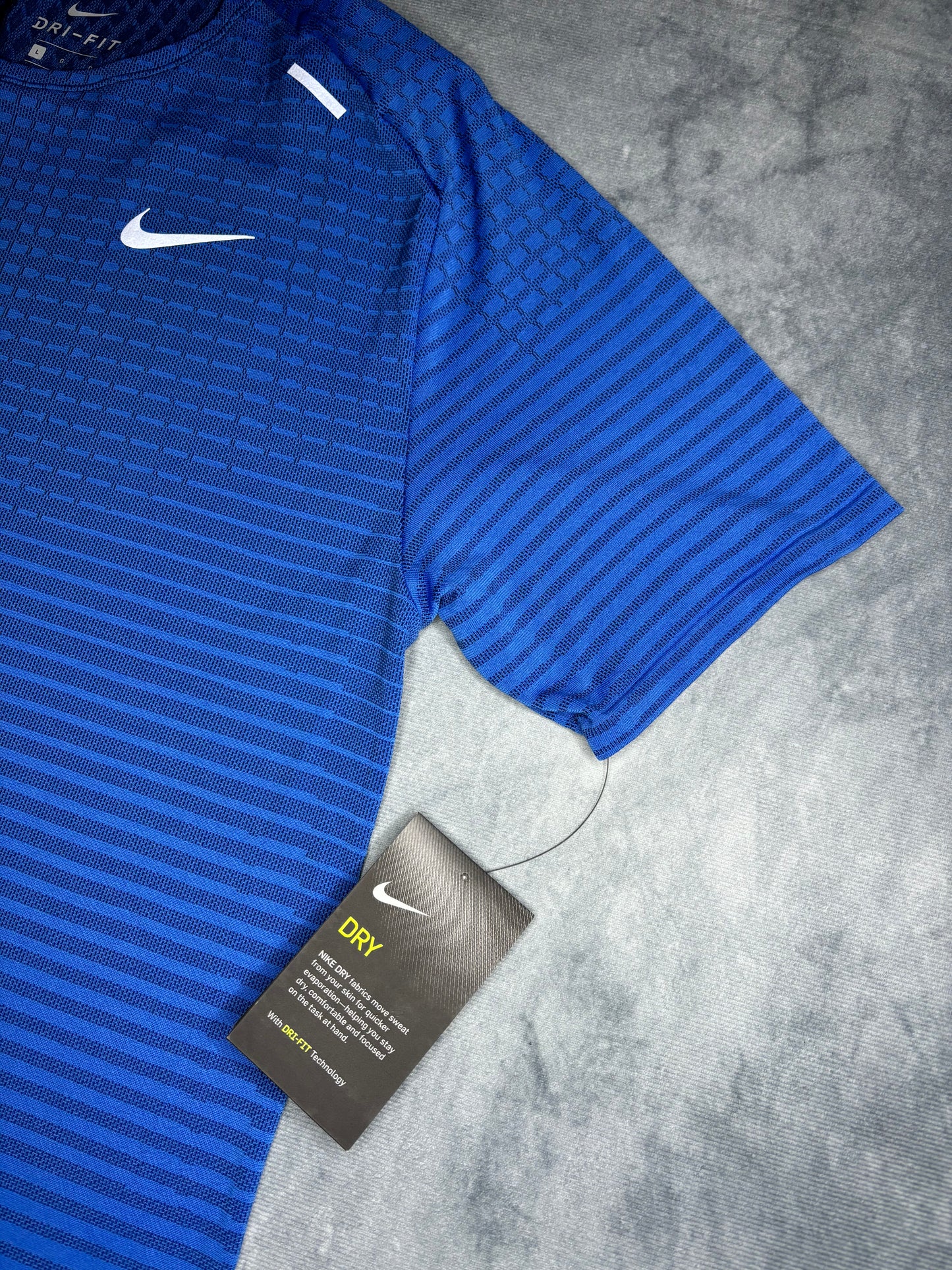 Nike Dri-Fit TechKnit Ultra Tshirt (L)