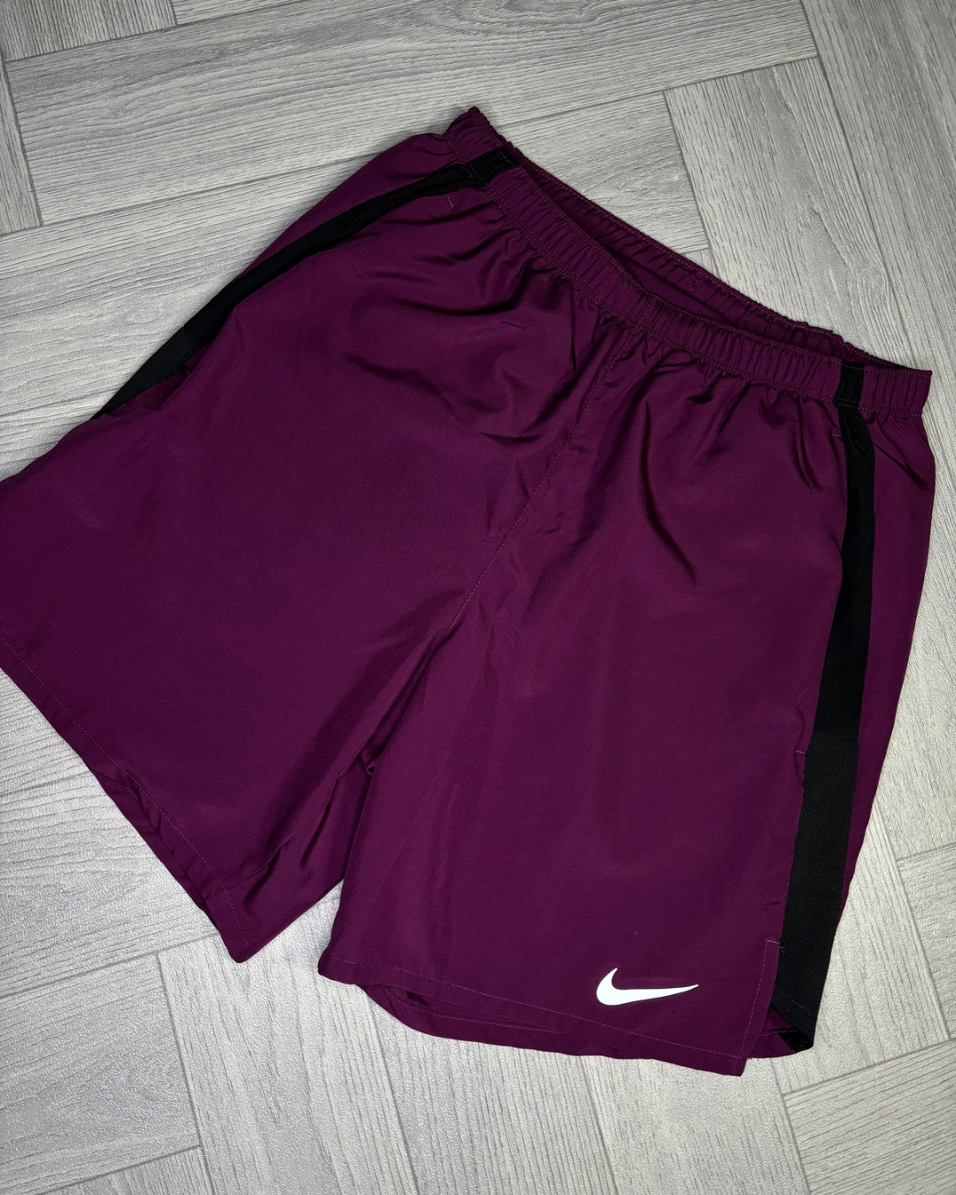 Nike Dri-Fit Challenger Running Shorts (S)
