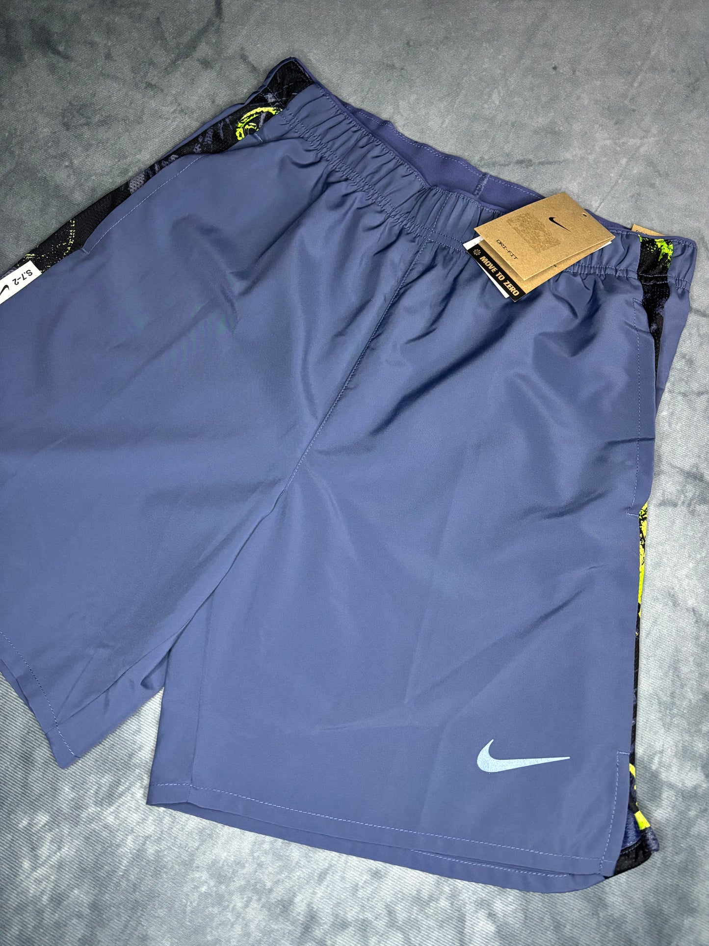 Nike Dri-Fit Challenger S.7-2 Running Shorts (S)