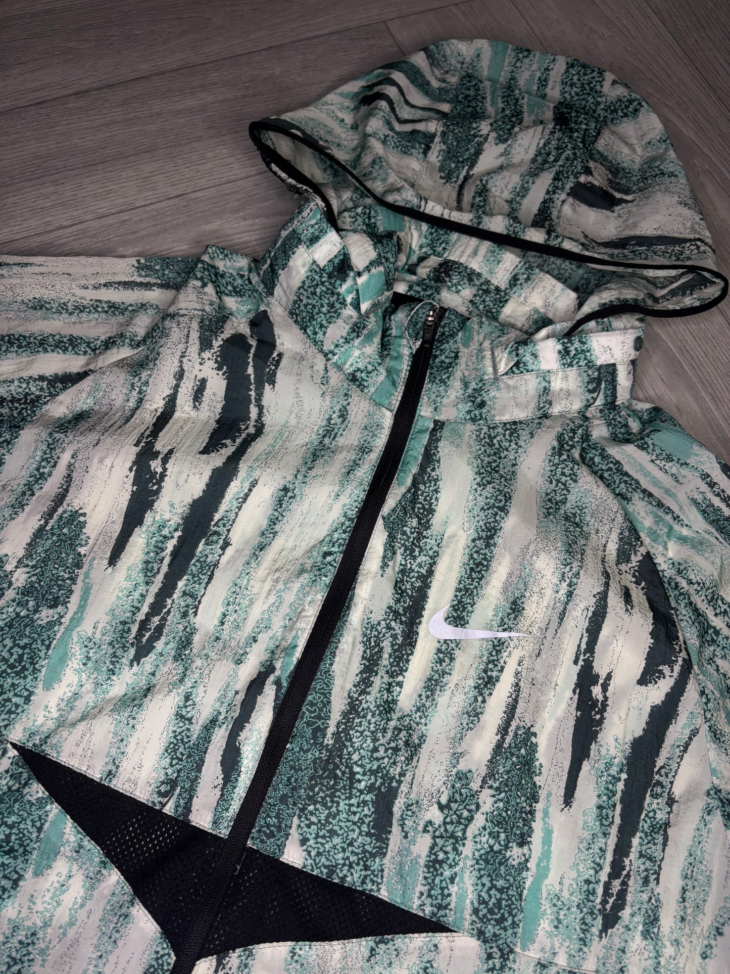 Nike Wild Run Windrunner Jacket (S)