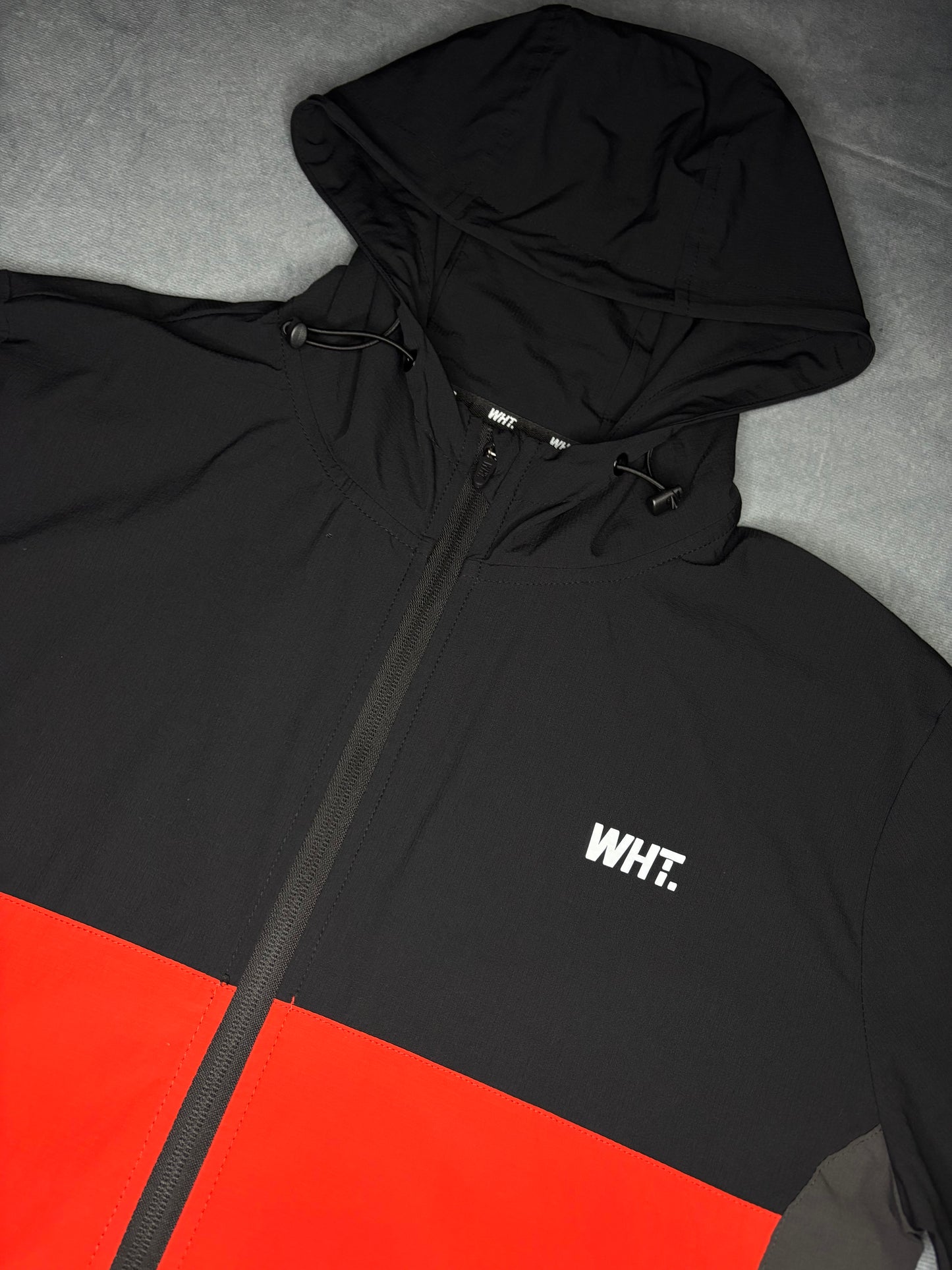 White Threads V8 Windbreaker (S)