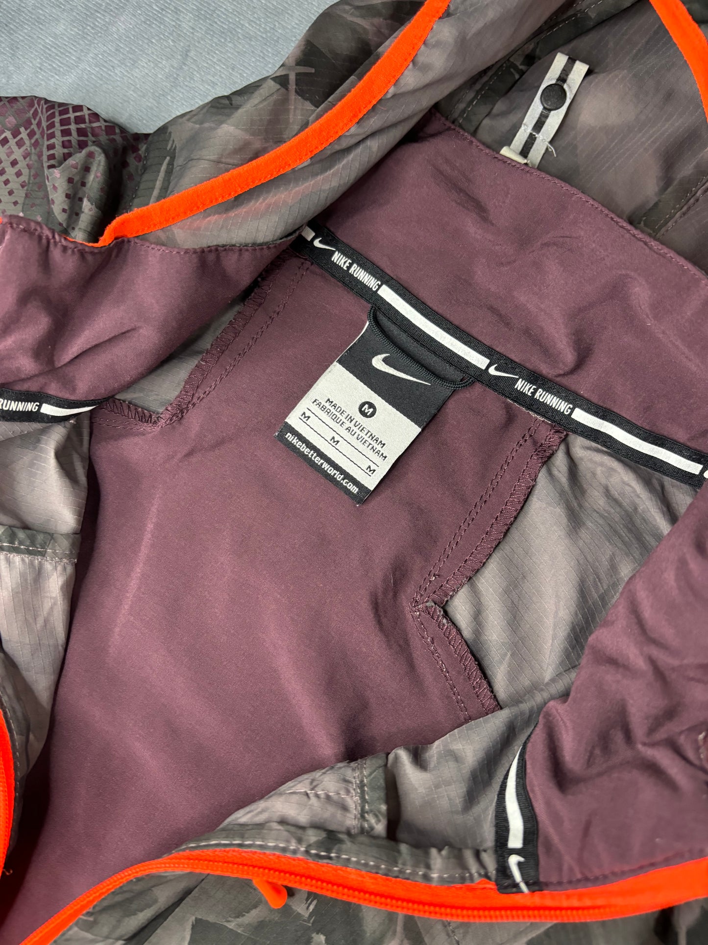 Nike Kiger Running Jacket (M)