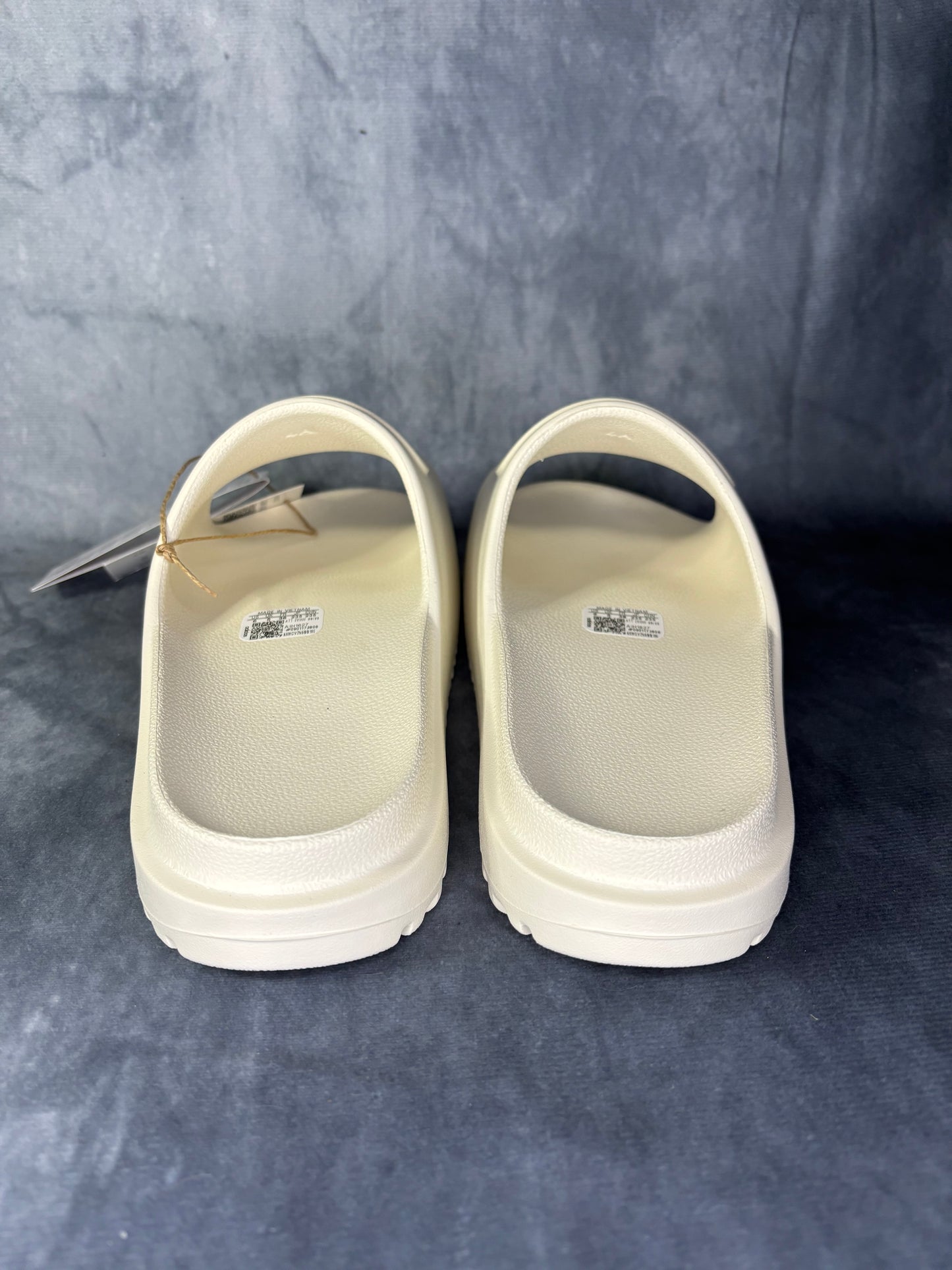 Adidas Campus 00s Slides (UK5)