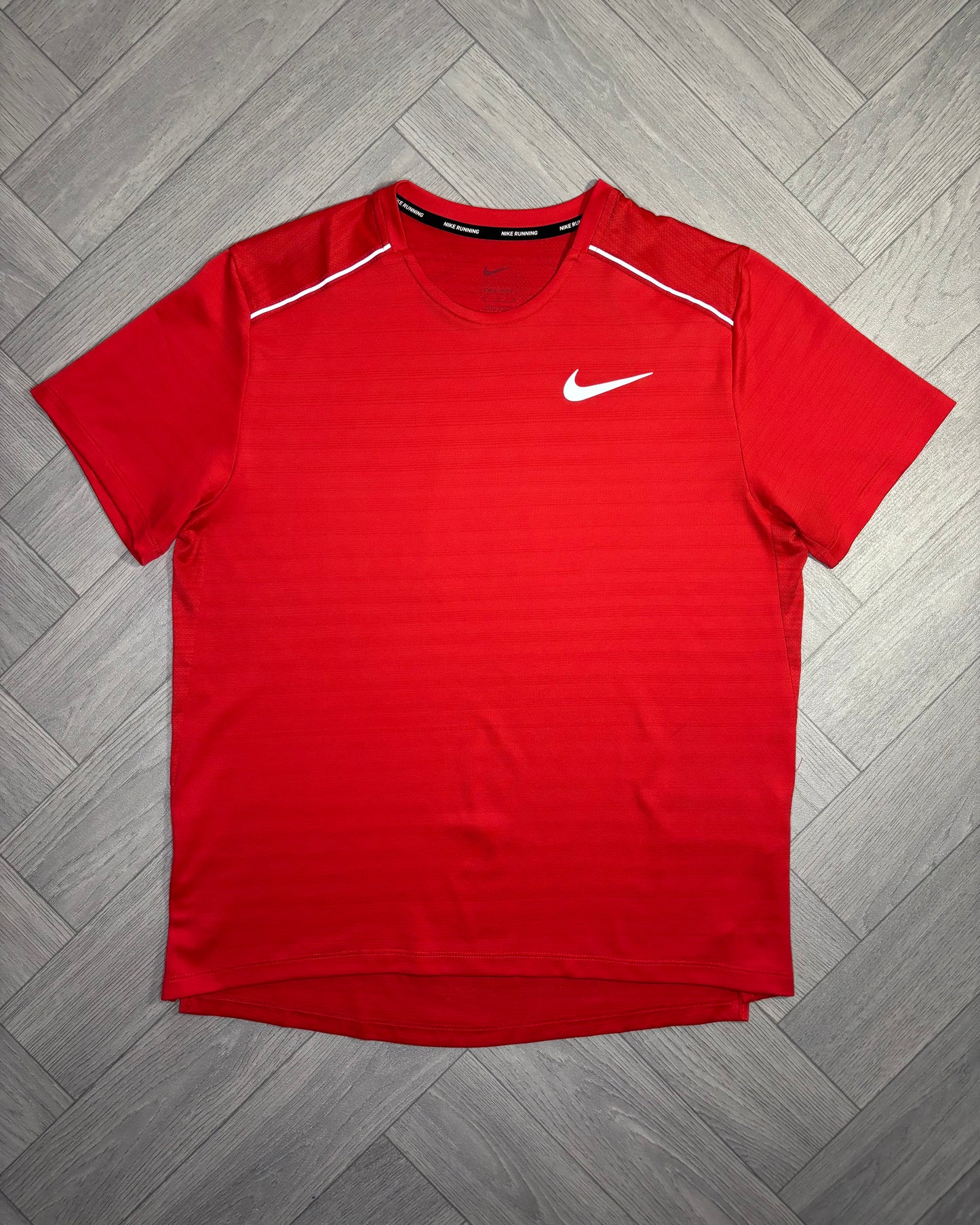 Nike Miler 1.0 Tshirt - Bright Crimson
