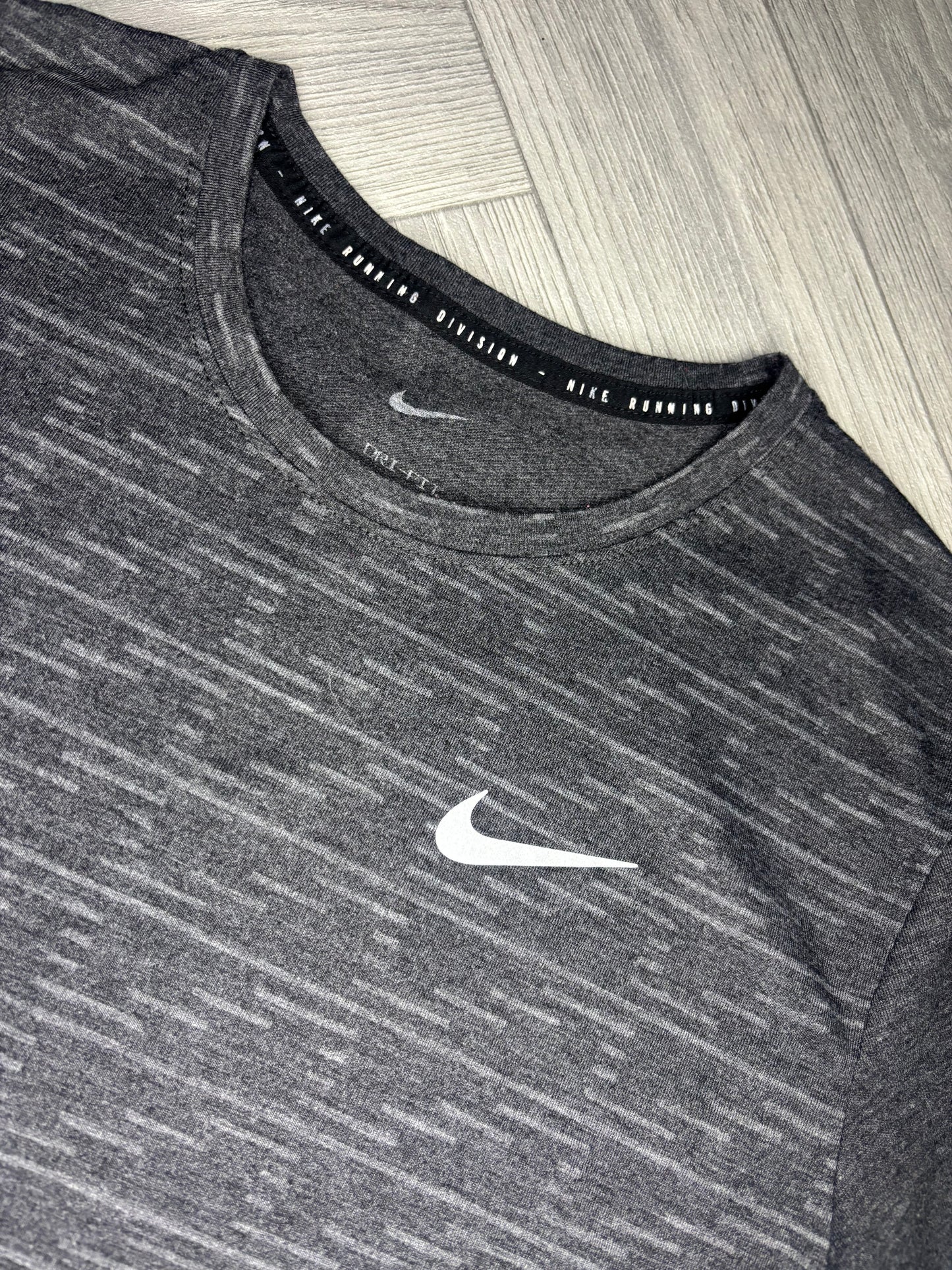 Nike Run Division Reflective Miler Tshirt (S)