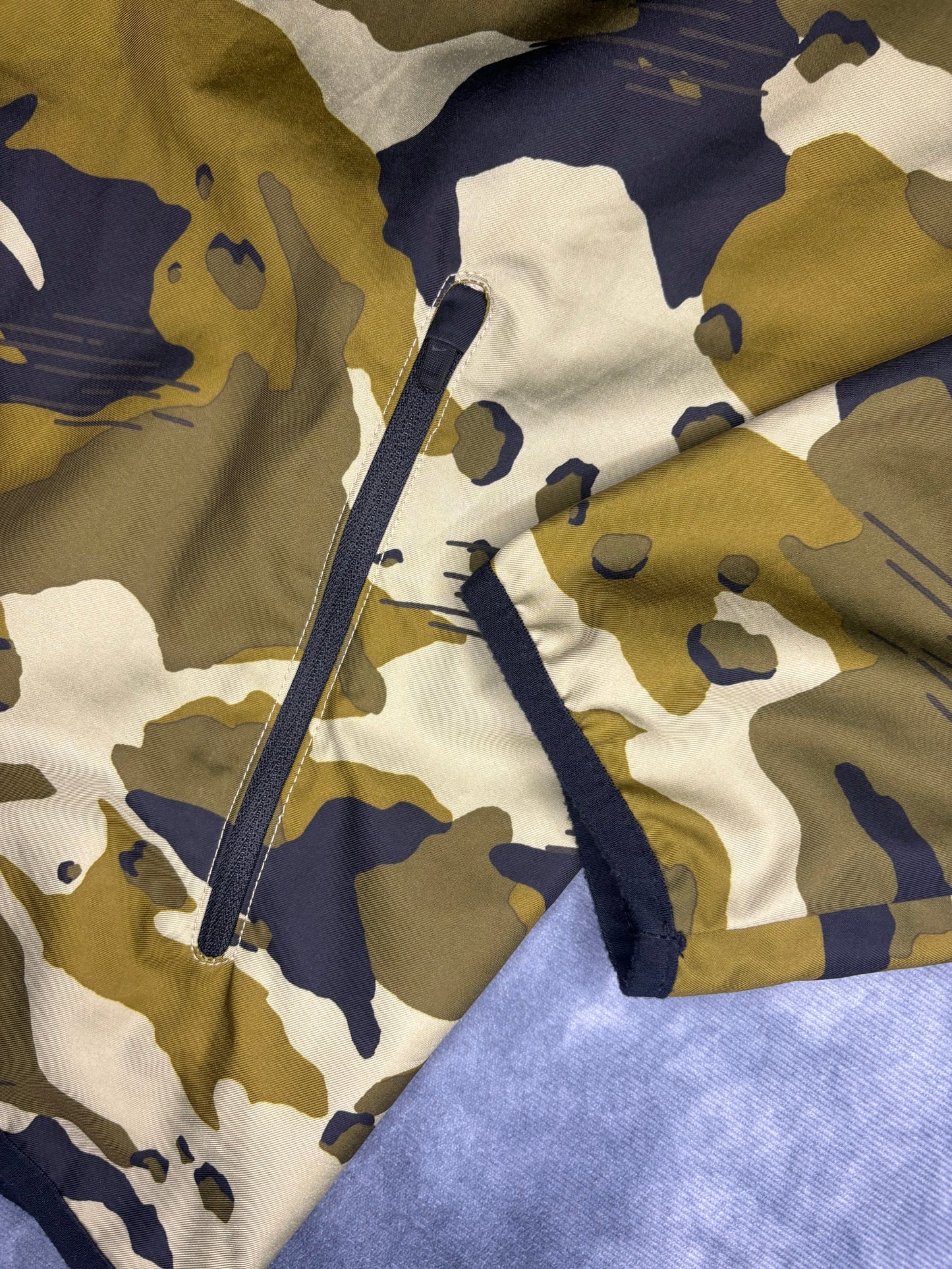 Nike Dri-Fit Camo Woven Training Jacket (L)