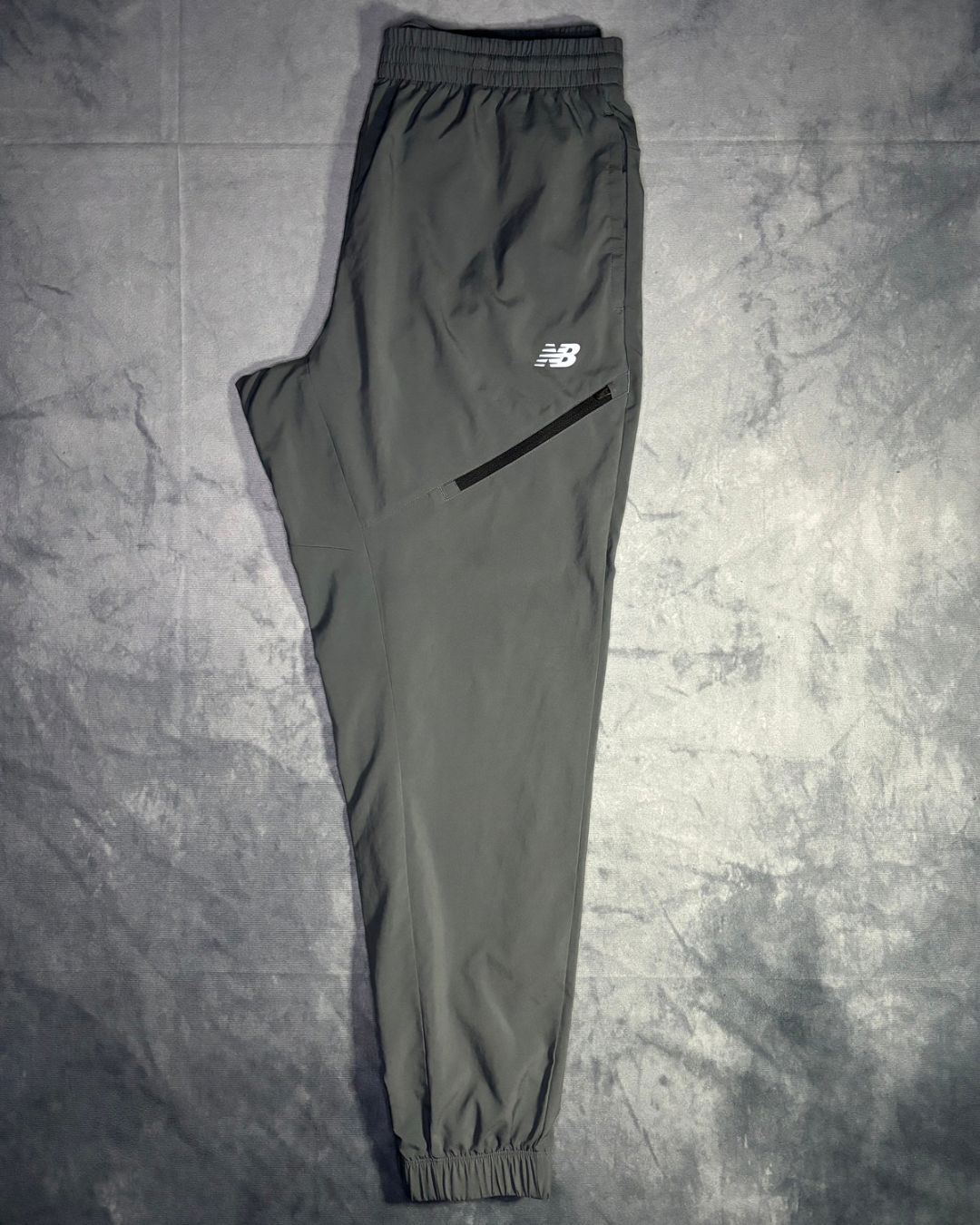 New Balance Woven Track Pants (M)