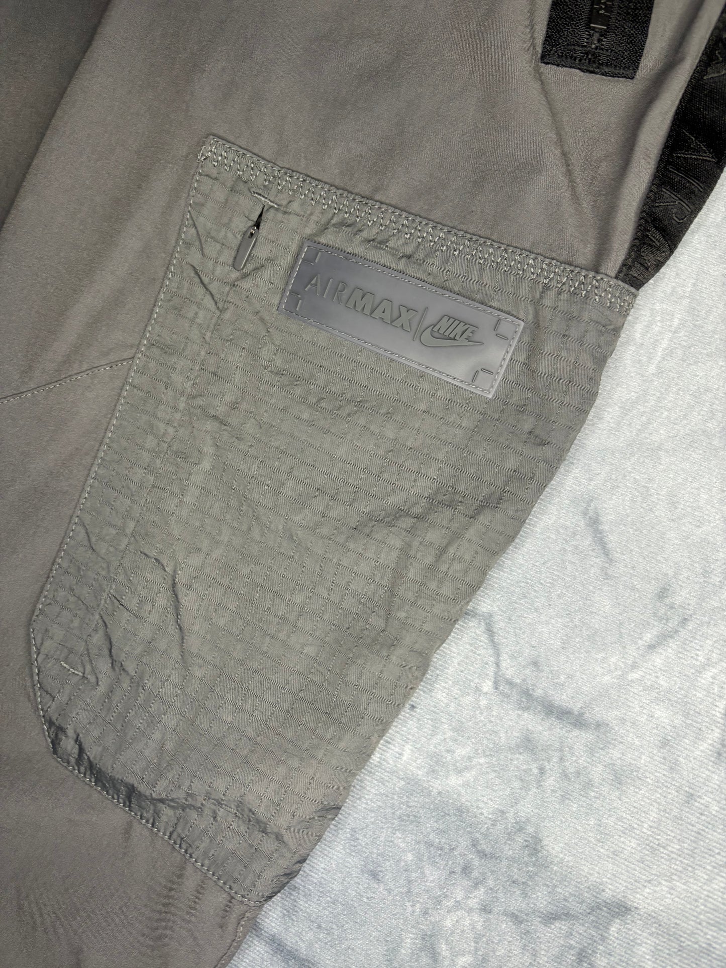 Nike Airmax Cargo Pants (S)