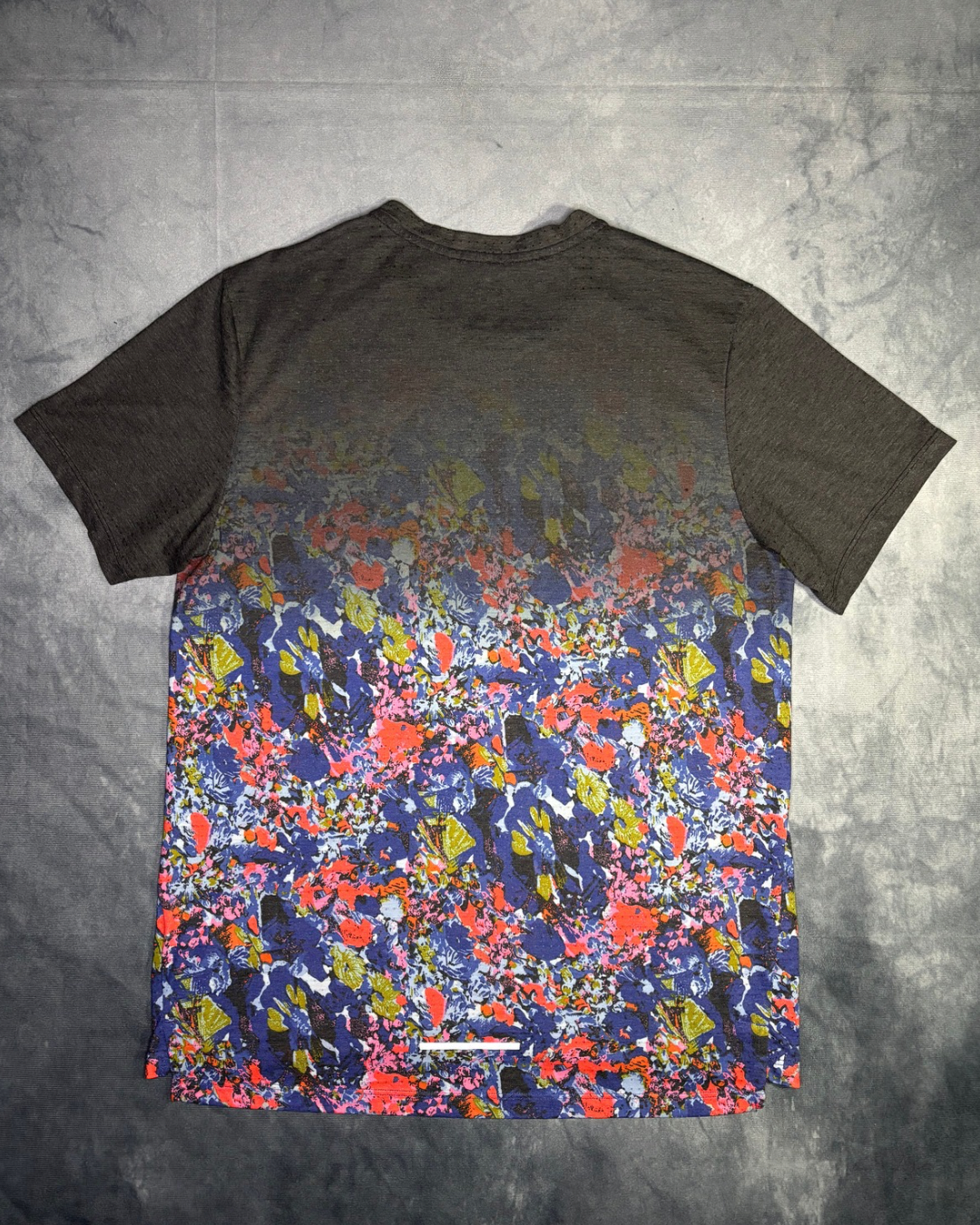 Nike Miler 1.0 Floral Tshirt (L)