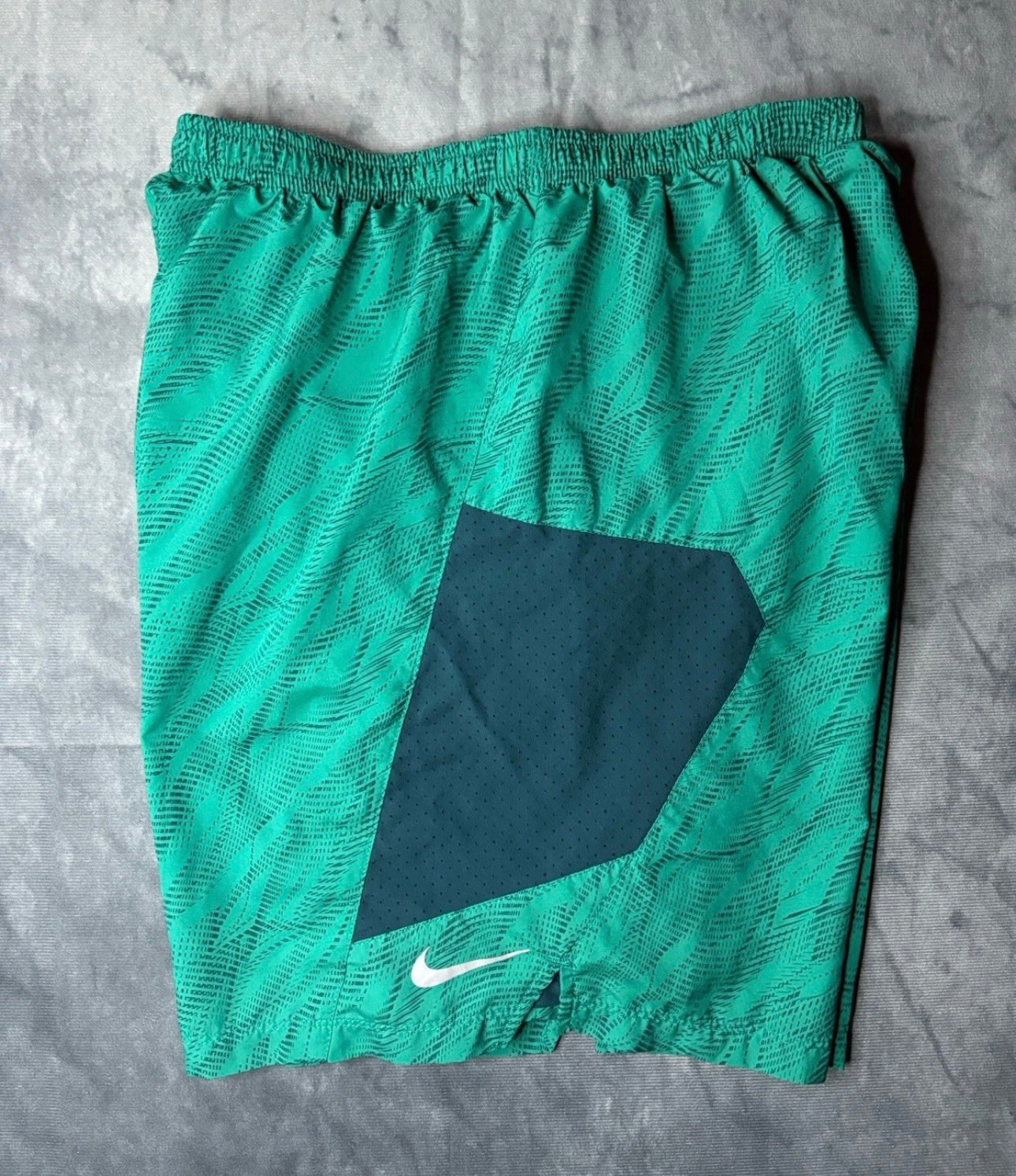 Nike Dri-Fit Running Shorts (M)