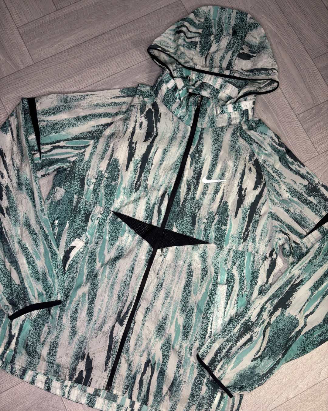 Nike Wild Run Windrunner Jacket (S)