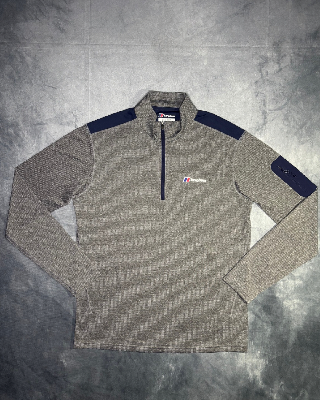 Berghaus Explorer 1/4 Zip Top (M)