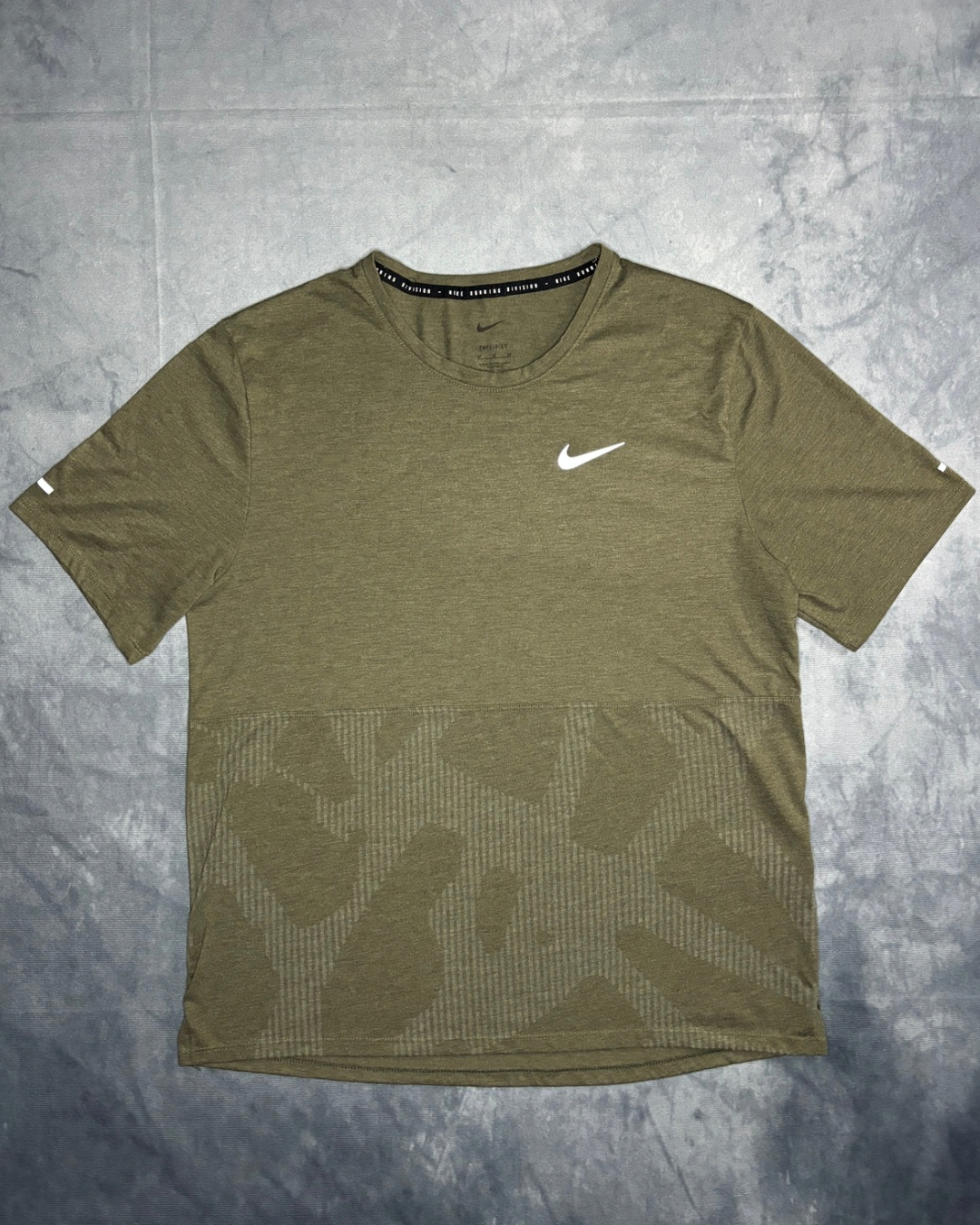 Nike Run Division Core Tshirt (M)