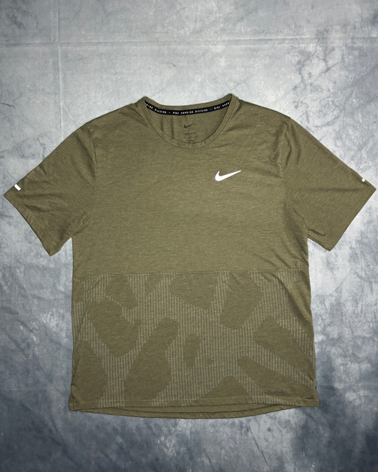 Nike Run Division Core Tshirt (M)