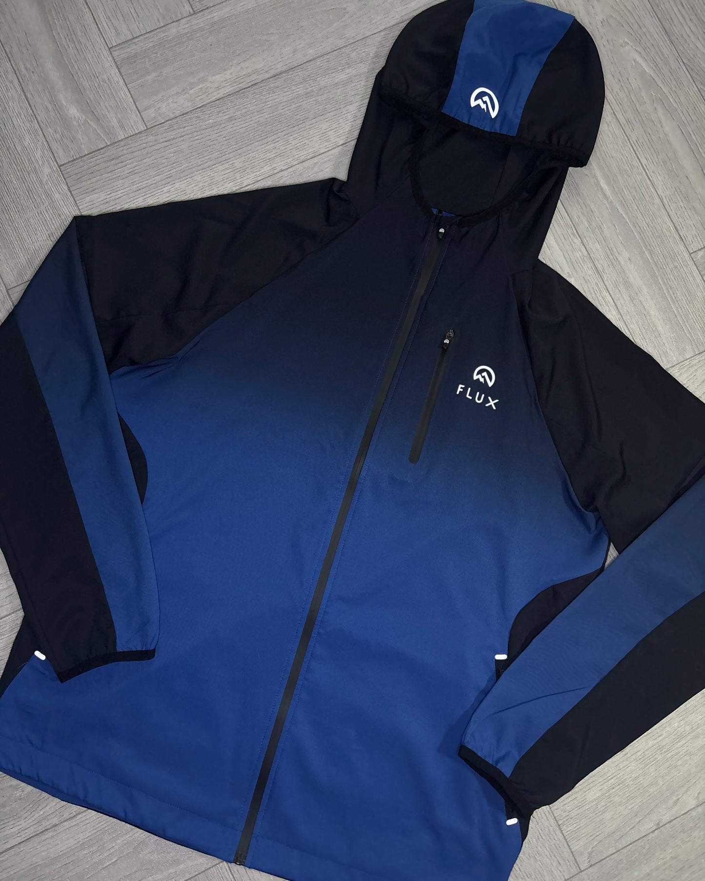 Flux Gradient Lightweight Jacket (M)