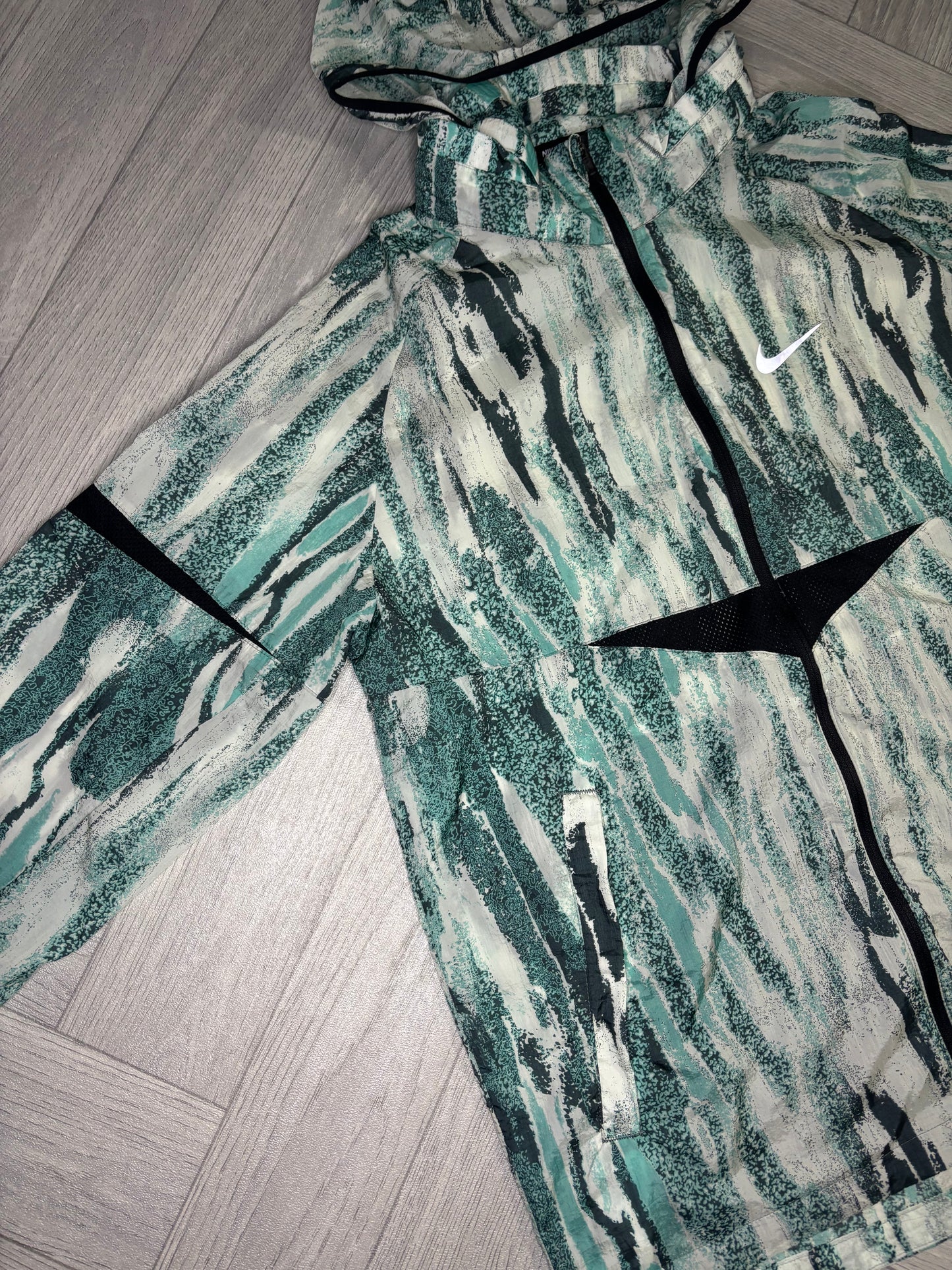 Nike Wild Run Windrunner Jacket (S)