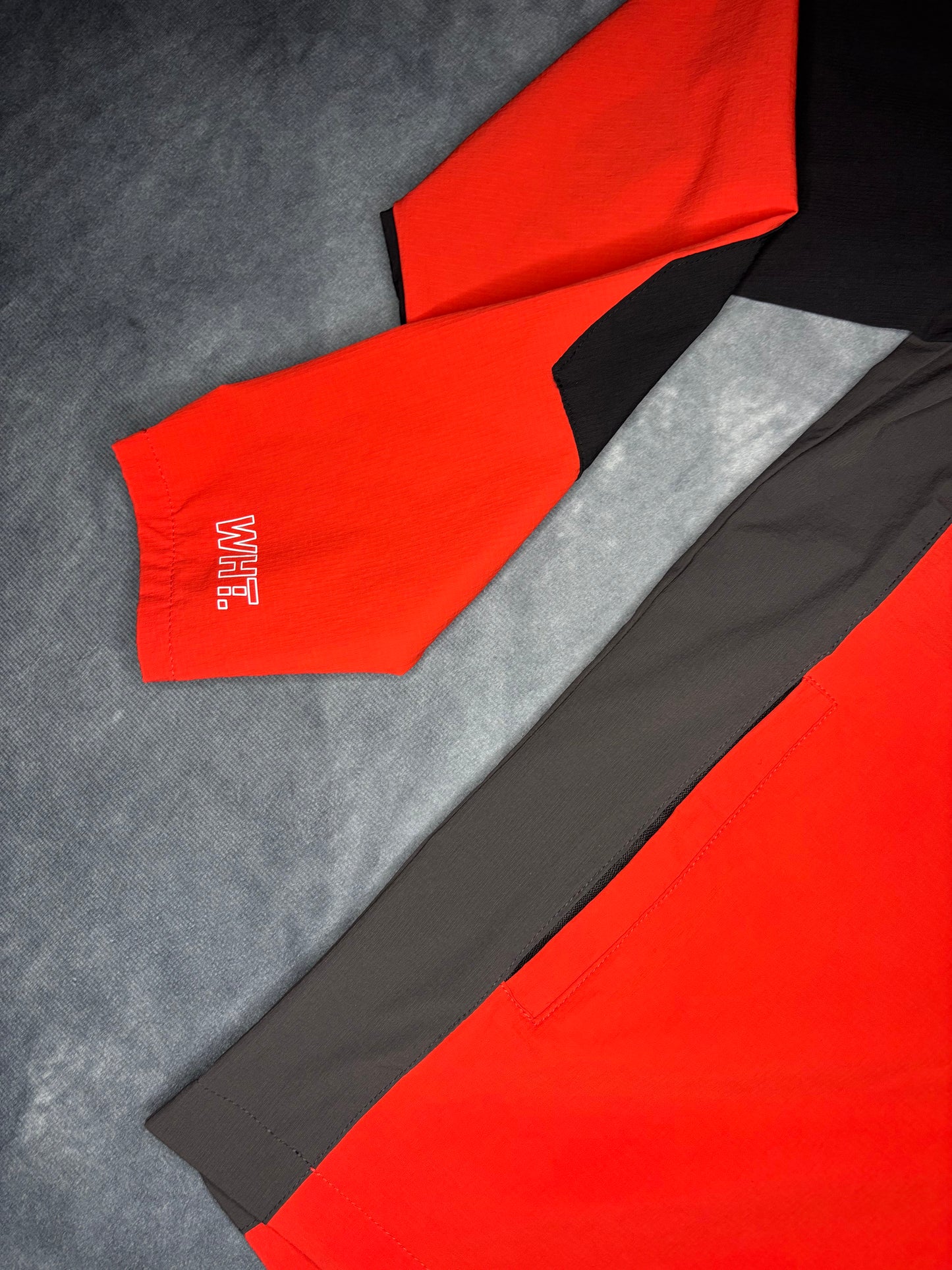 White Threads V8 Windbreaker (S)