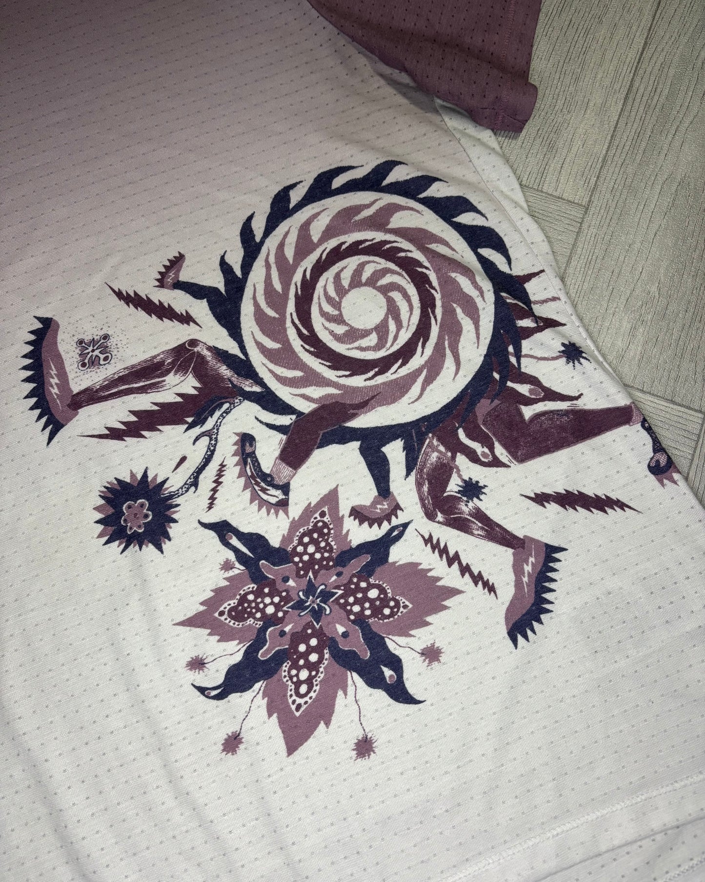 Nike Wild Run ‘Chinese Dragon’ Miler 1.0 Tshirt (XL)