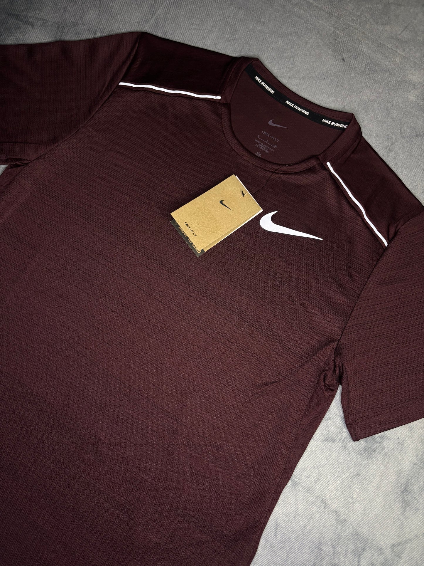 Nike Dri-Fit Miler 1.0 Tshirt (S)