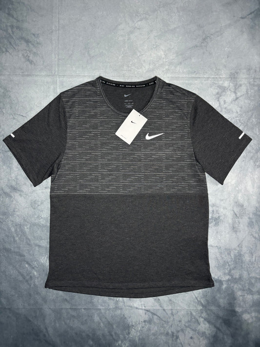 Nike Dri-Fit Running Division Tshirt (M)