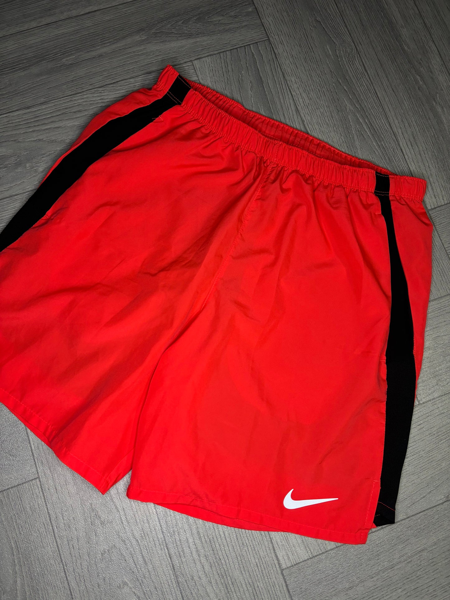 Nike Dri-Fit Challenger Running Shorts (S)