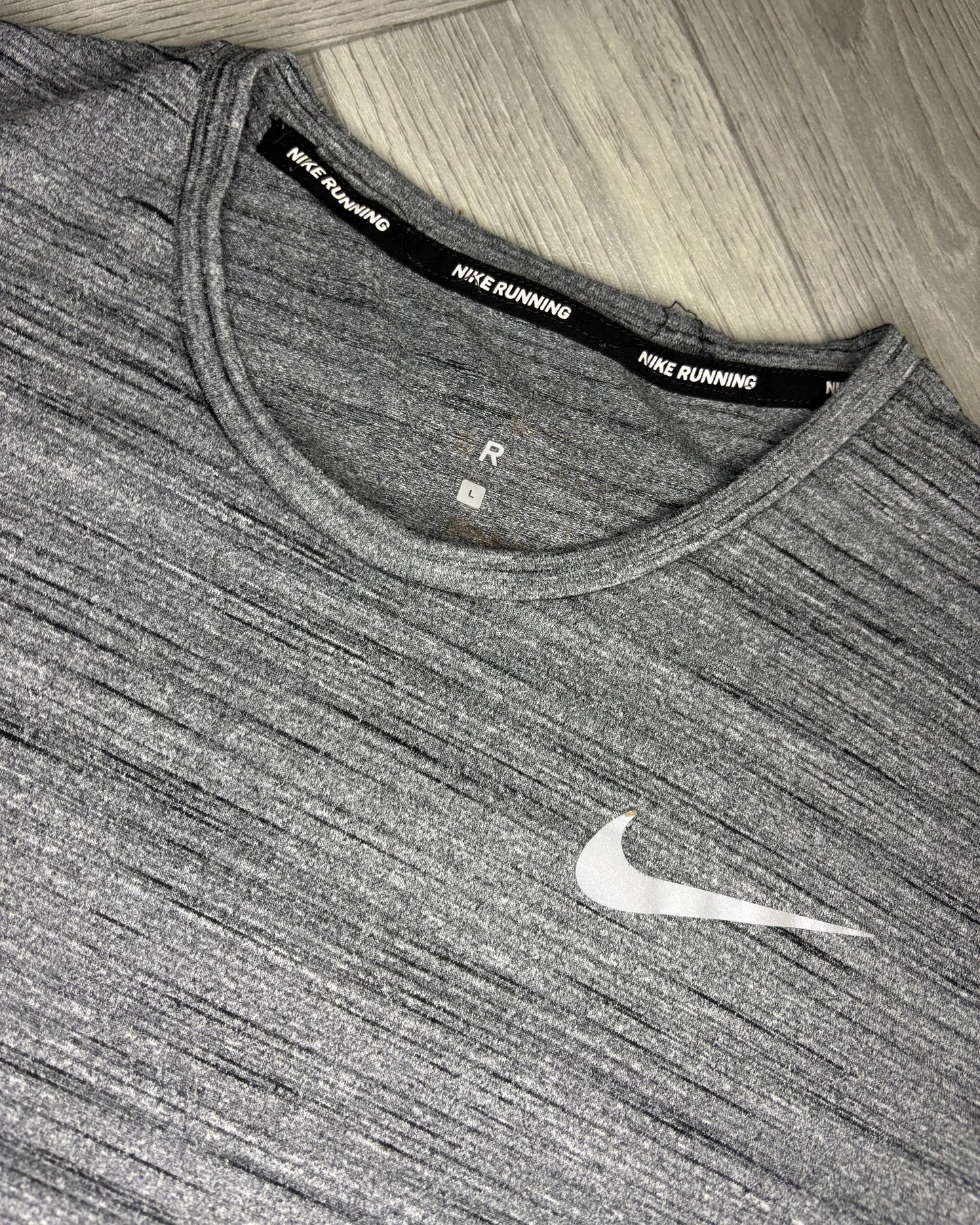 Nike Essential Miler Running Tshirt (L)