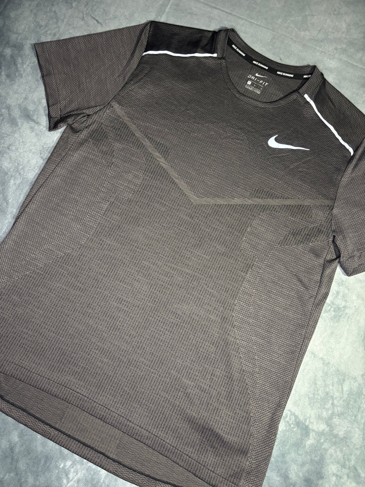 Nike Dri-Fit TechKnit Ultra Tshirt (L)