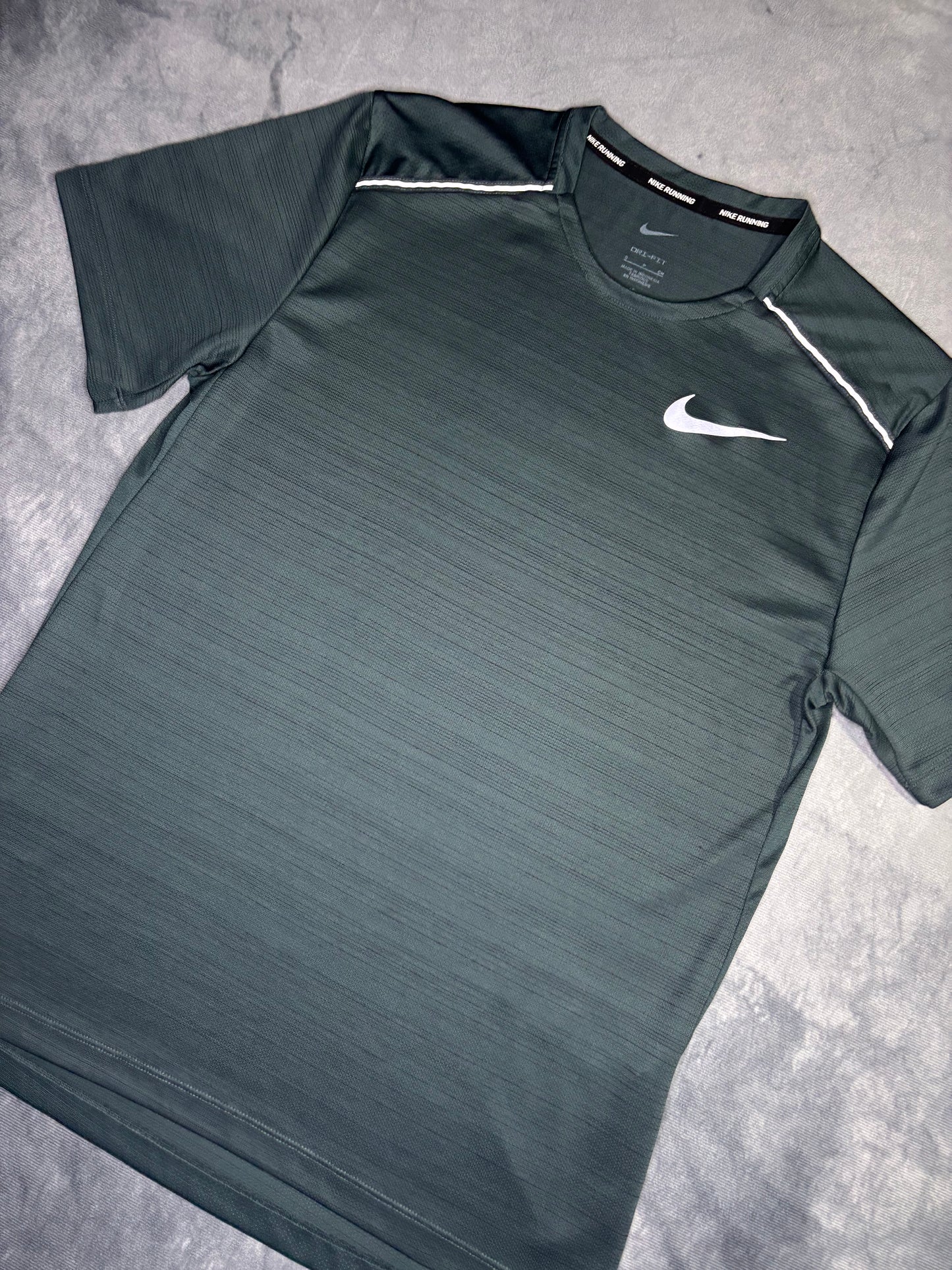 Nike Dri-Fit Miler 1.0 Tshirt (S)