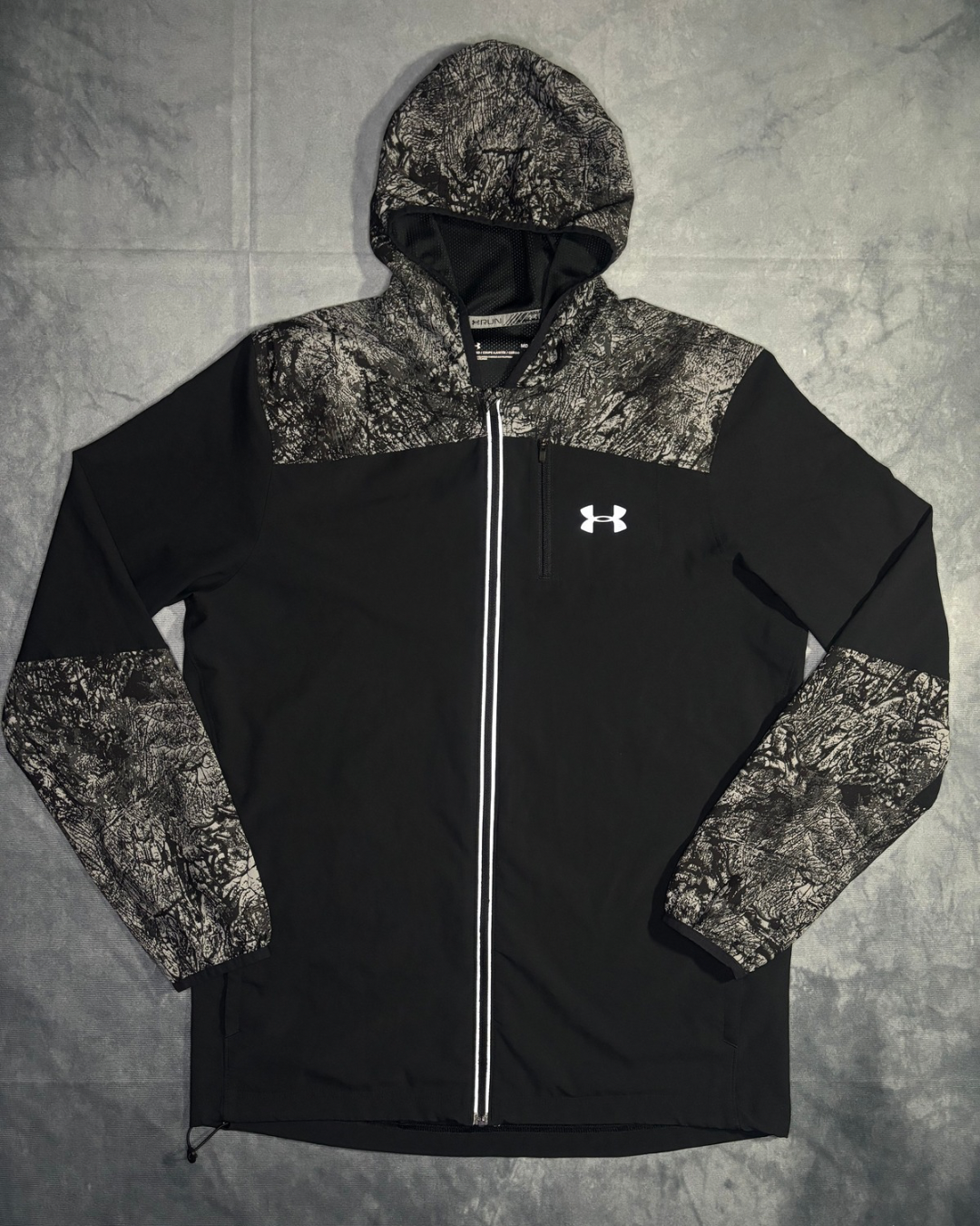 Under Armour Run Light Jacket (M)