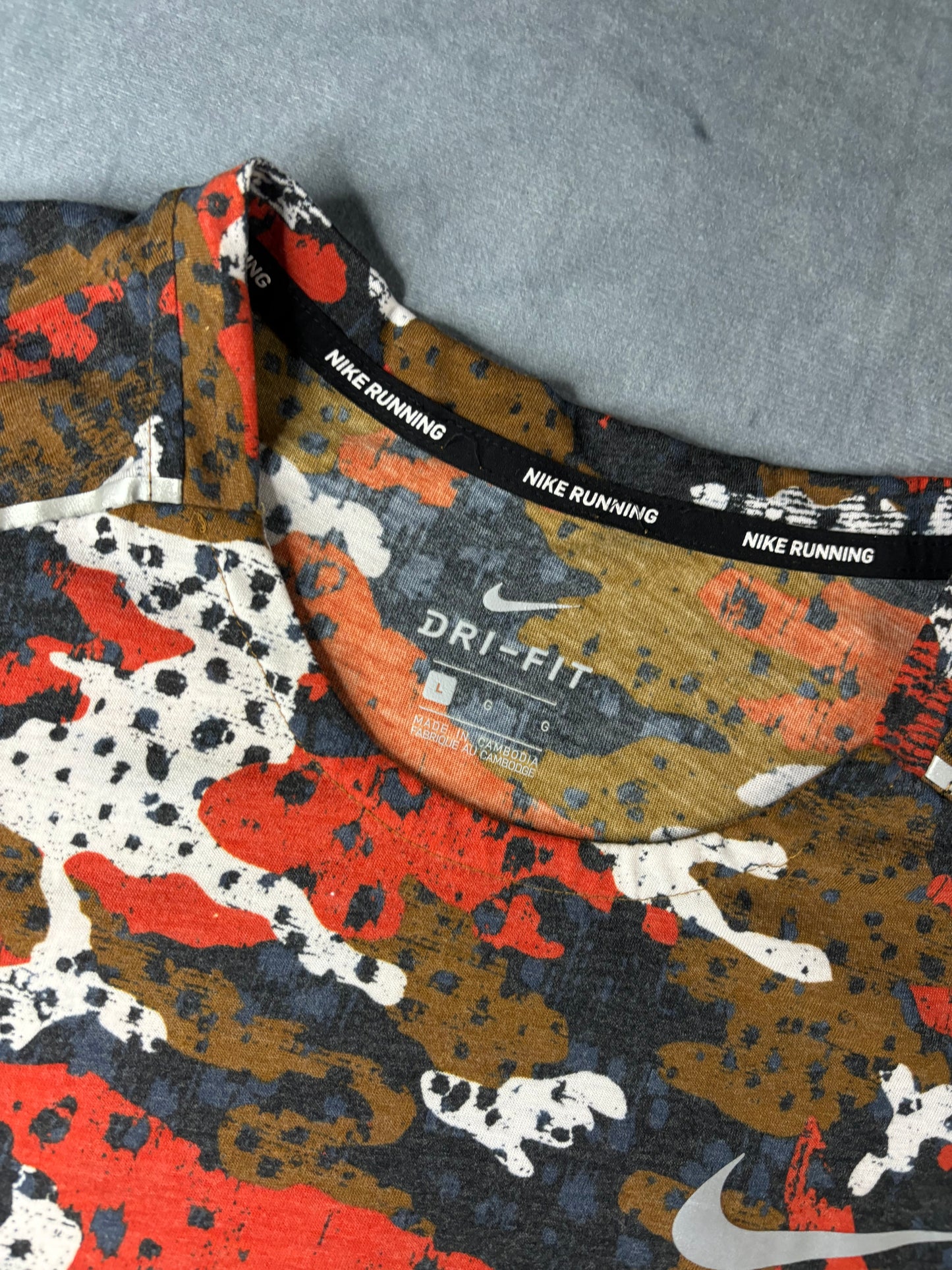 Nike Dri-Fit Miler 1.0 Camo Tshirt (L)