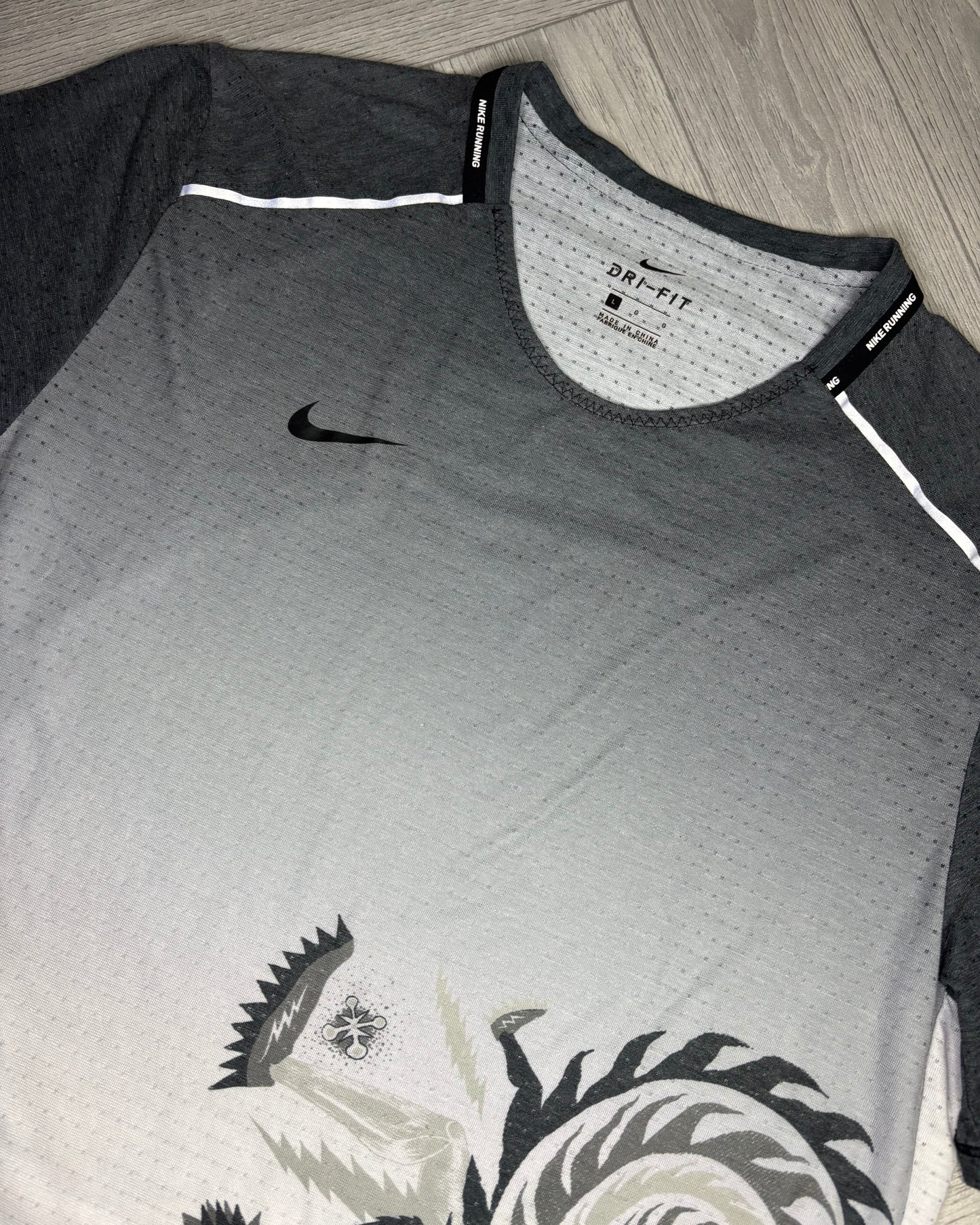 Nike Wild Run ‘Chinese Dragon’ Miler 1.0 Tshirt