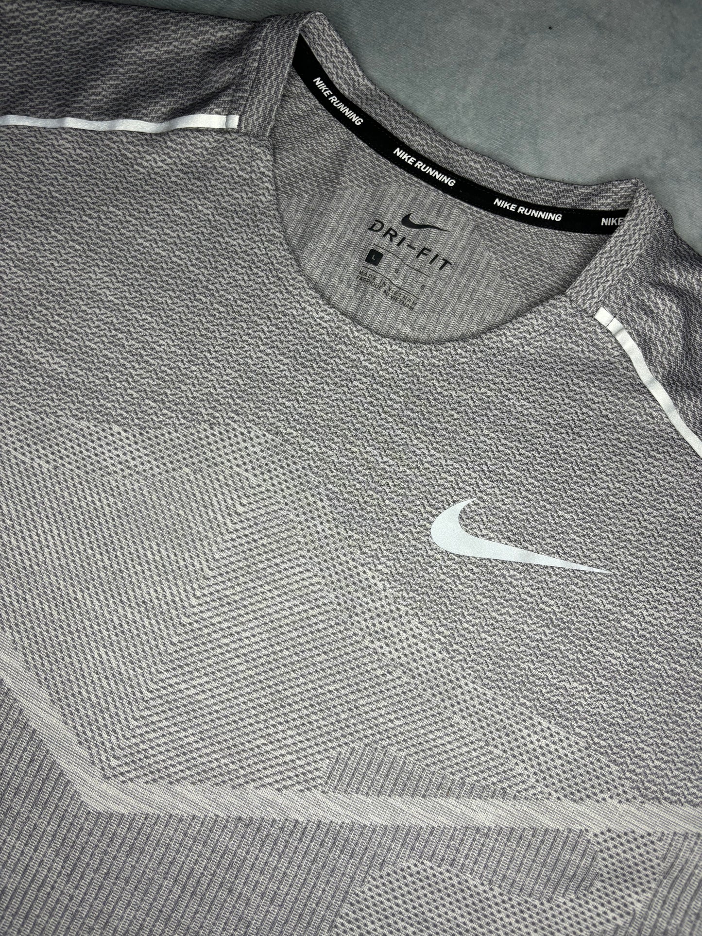 Nike Dri-Fit TechKnit Ultra Tshirt (L)